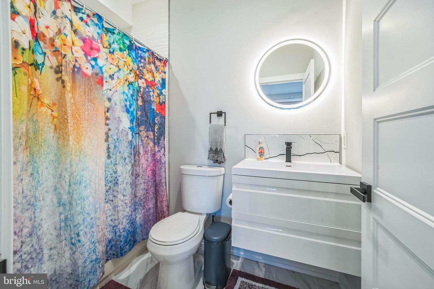 Philadelphia, Pennsylvania, 19146, United States, 4 Bedrooms Bedrooms, ,5 BathroomsBathrooms,Residential,For Sale,1751274