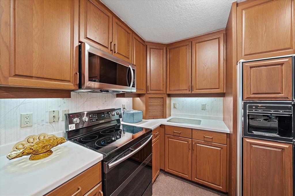 Parrish, Florida, 34219, United States, 4 Bedrooms Bedrooms, ,3 BathroomsBathrooms,Residential,For Sale,1925912
