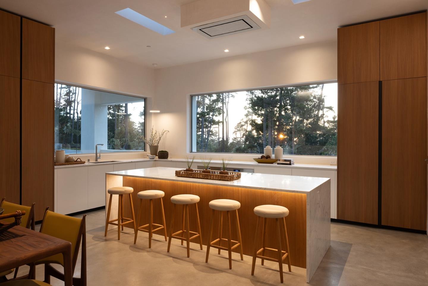 Pebble Beach, California, 93953, United States, 5 Bedrooms Bedrooms, ,6 BathroomsBathrooms,Residential,For Sale,1866725