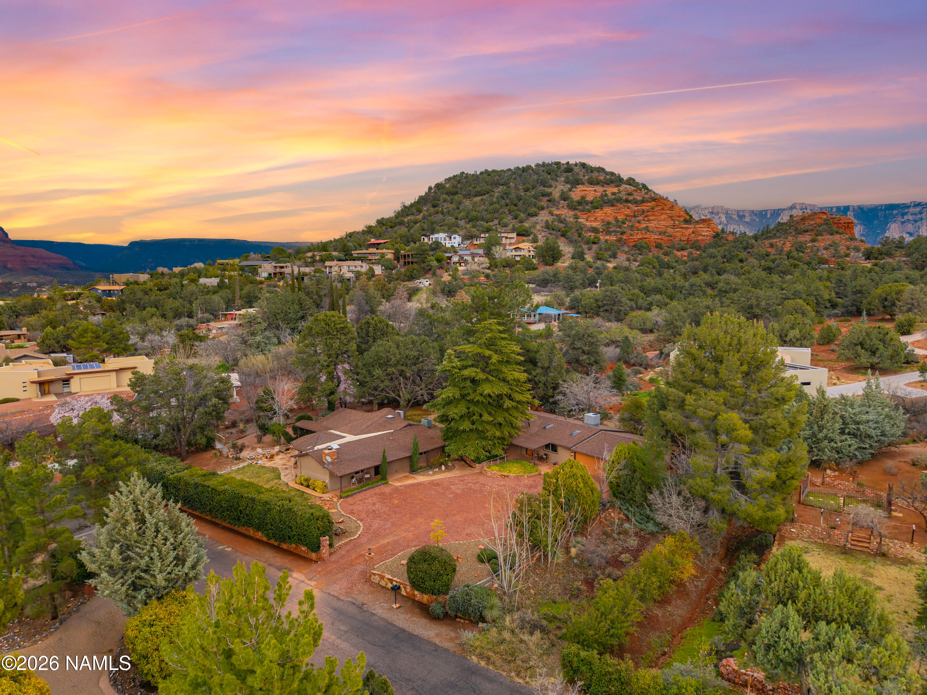 385 Rockridge Drive, Sedona, AZ, 86336 - 物件實景