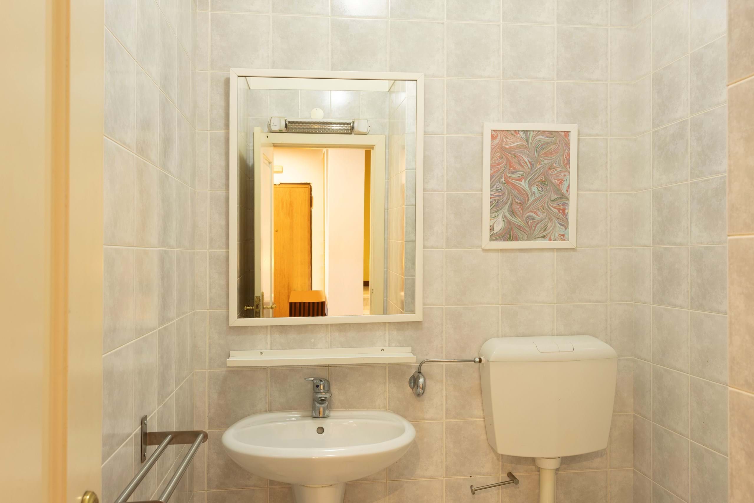 Lisboa, Lisbon, 1070-071, PT, 4 Bedrooms Bedrooms, ,3 BathroomsBathrooms,Residential,For Sale,1735800