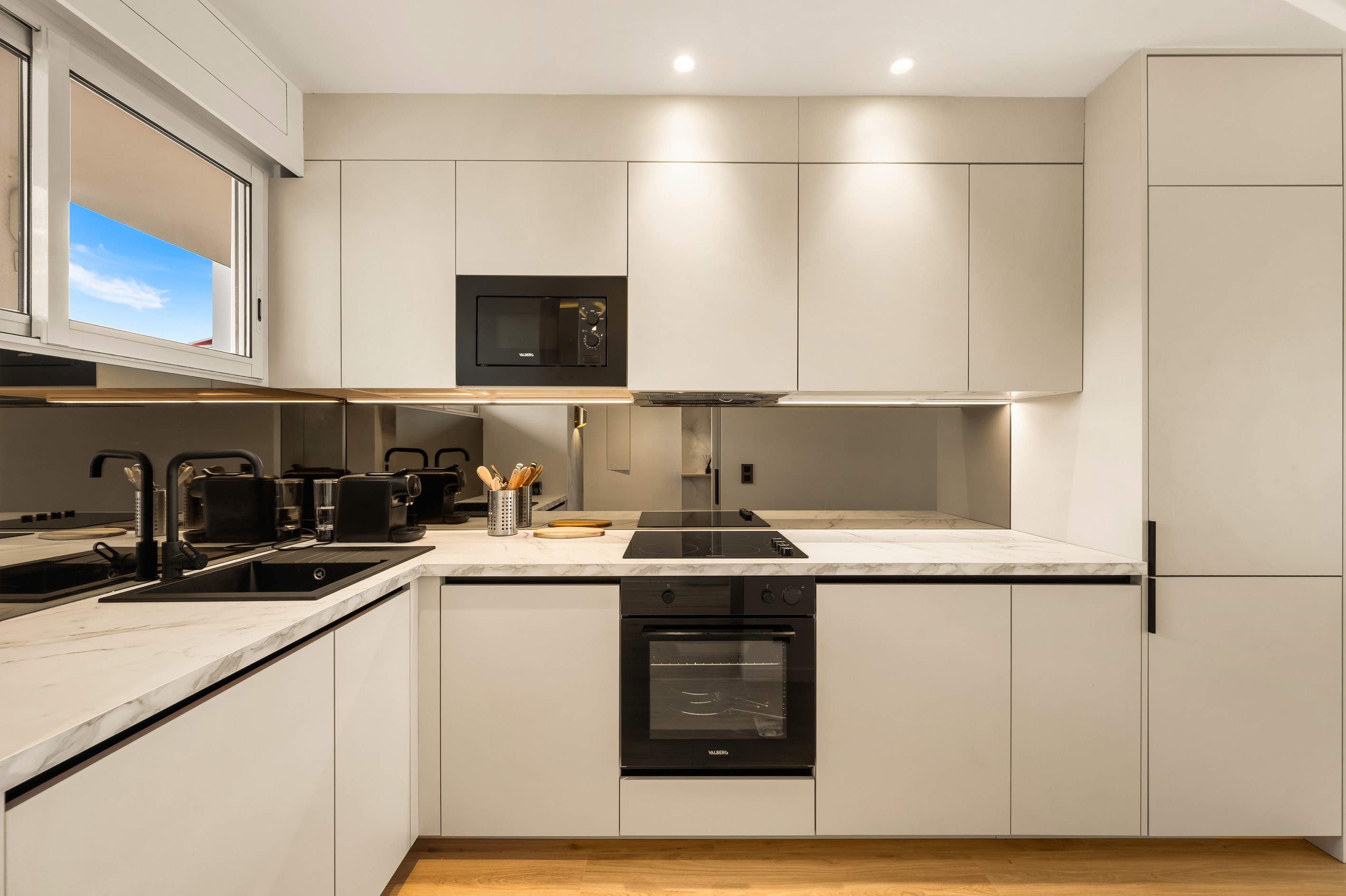  CANNES MONTFLEURY- Renovated Apartment with Open Garden Views, Close to All Ame… - 物件實景