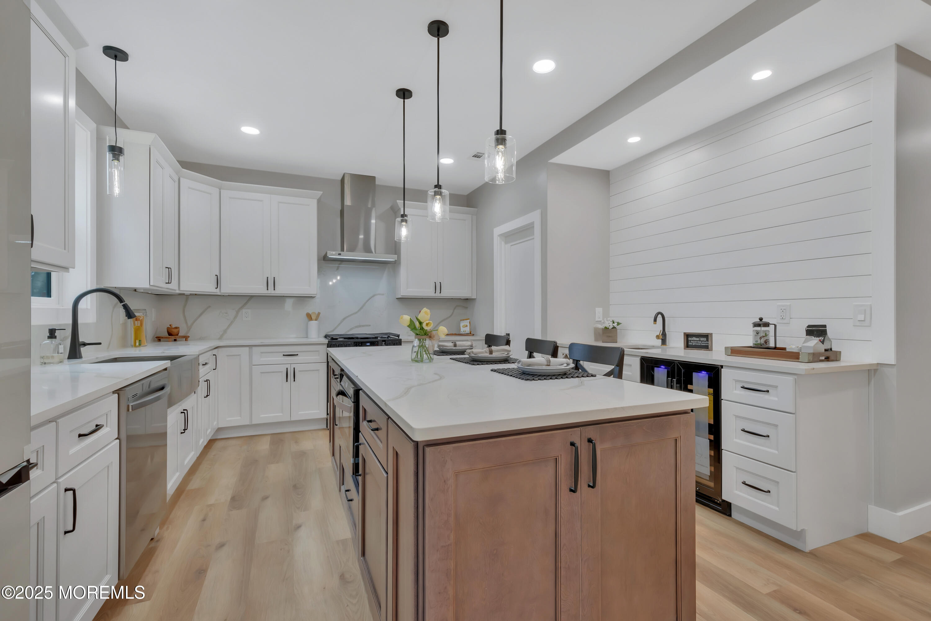 Tinton Falls, New Jersey, 07724, United States, 5 Bedrooms Bedrooms, ,4 BathroomsBathrooms,Residential,For Sale,1909686