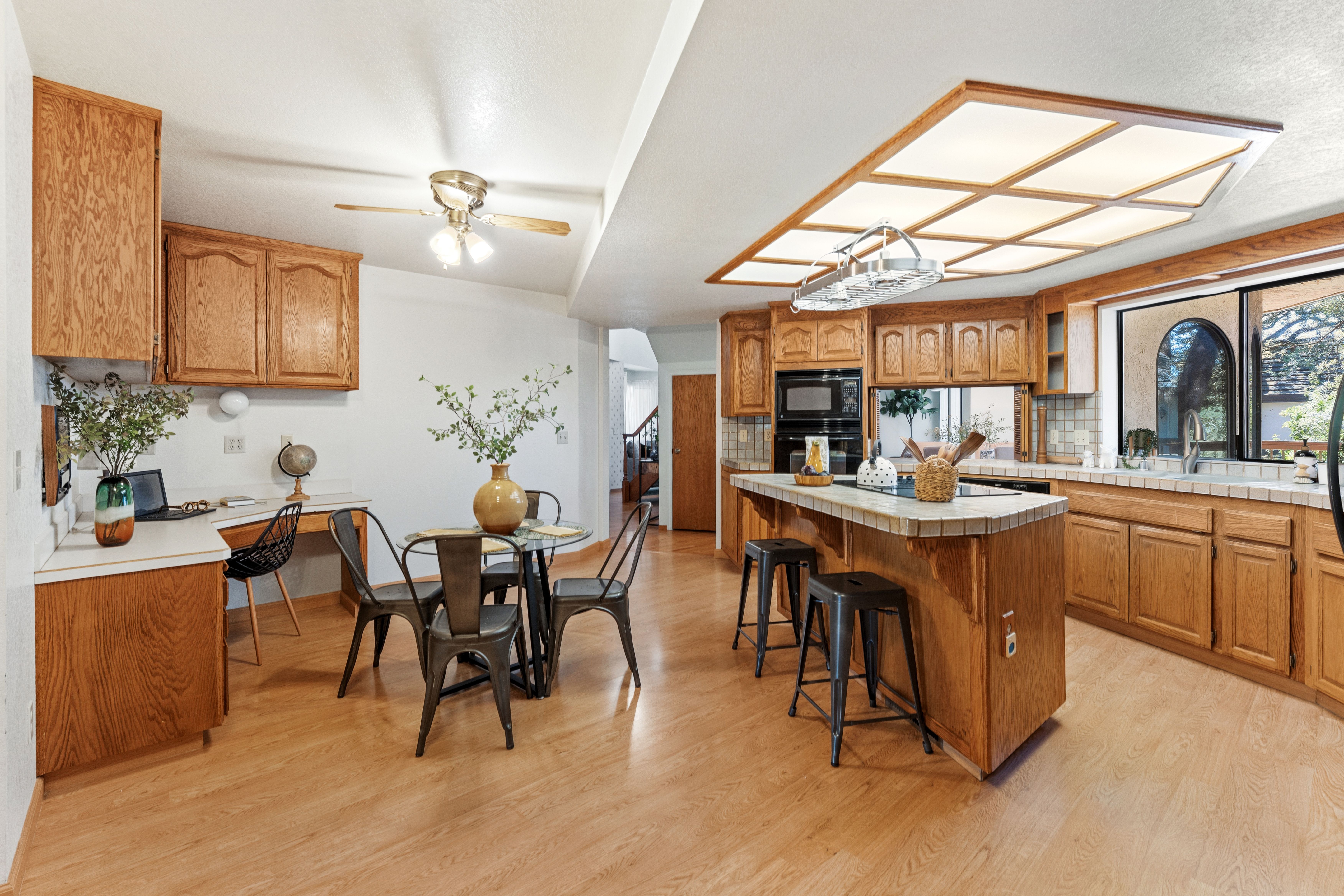  4233 Curragh Oaks Lane, Fair Oaks, CA 95628 - 物件實景