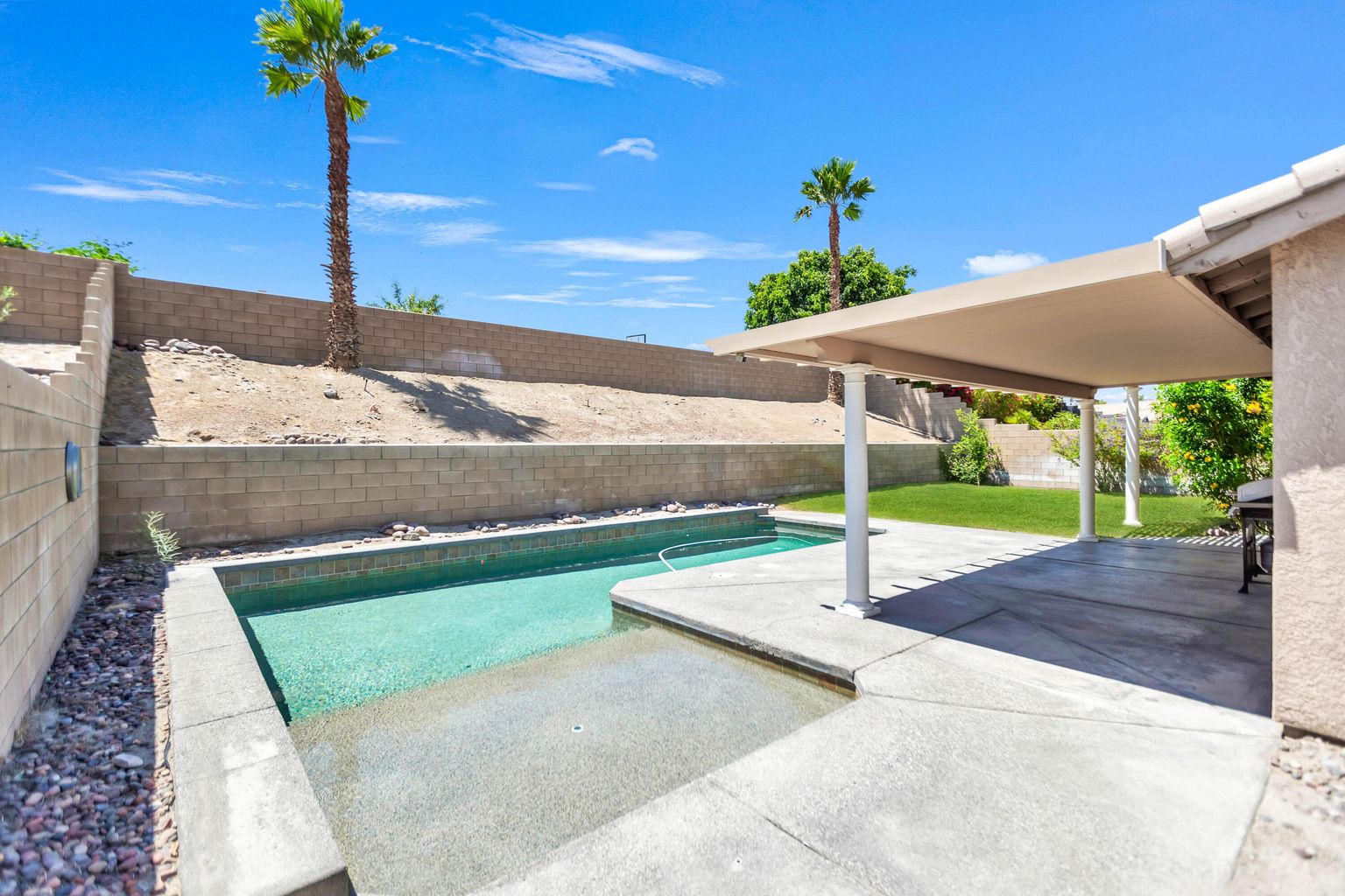 La Quinta, California, 92253, United States, 4 Bedrooms Bedrooms, ,2 BathroomsBathrooms,Residential,For Sale,1921262