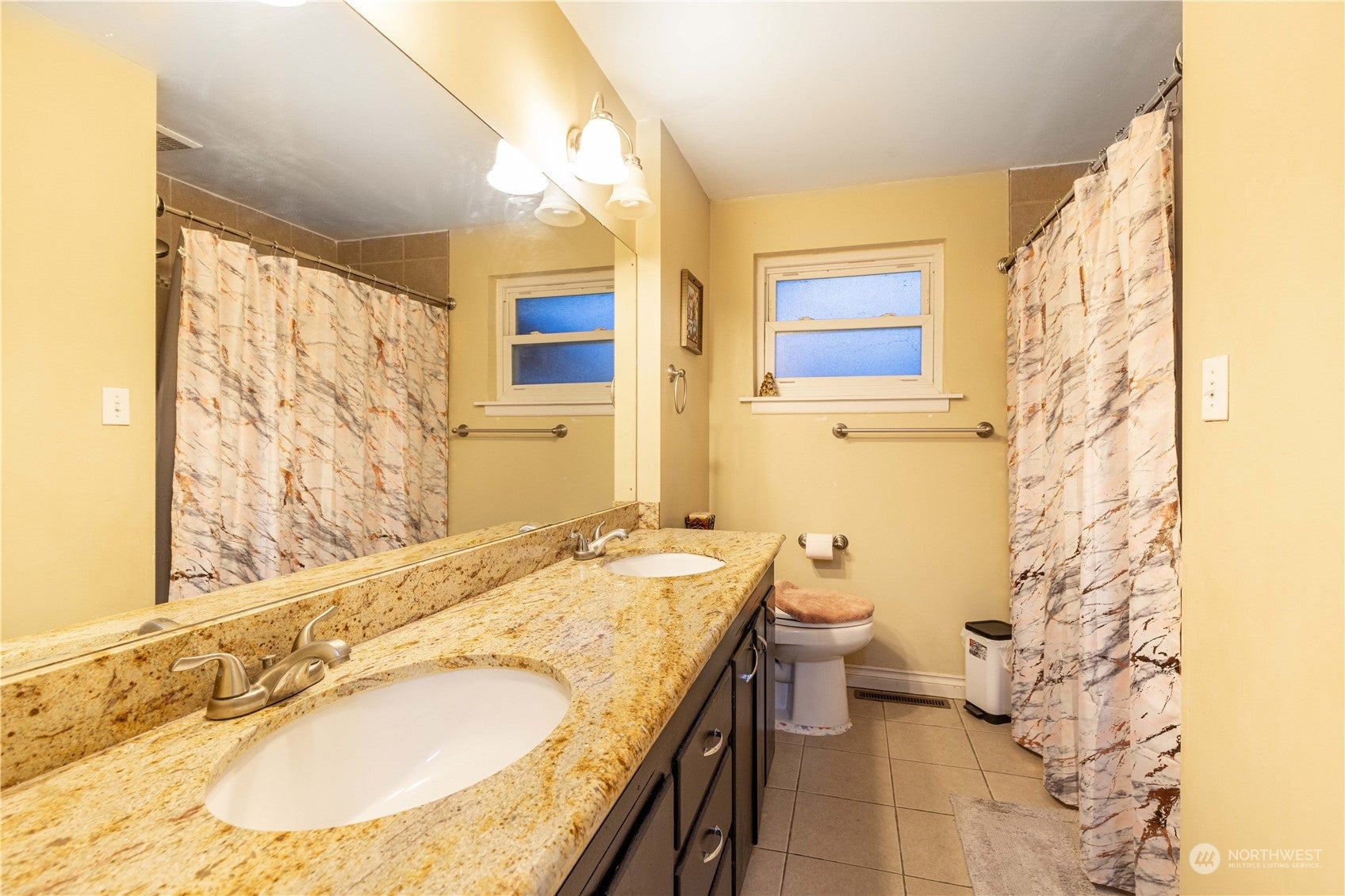 Tukwila, Washington, 98188, United States, 5 Bedrooms Bedrooms, ,2 BathroomsBathrooms,Residential,For Sale,1935805