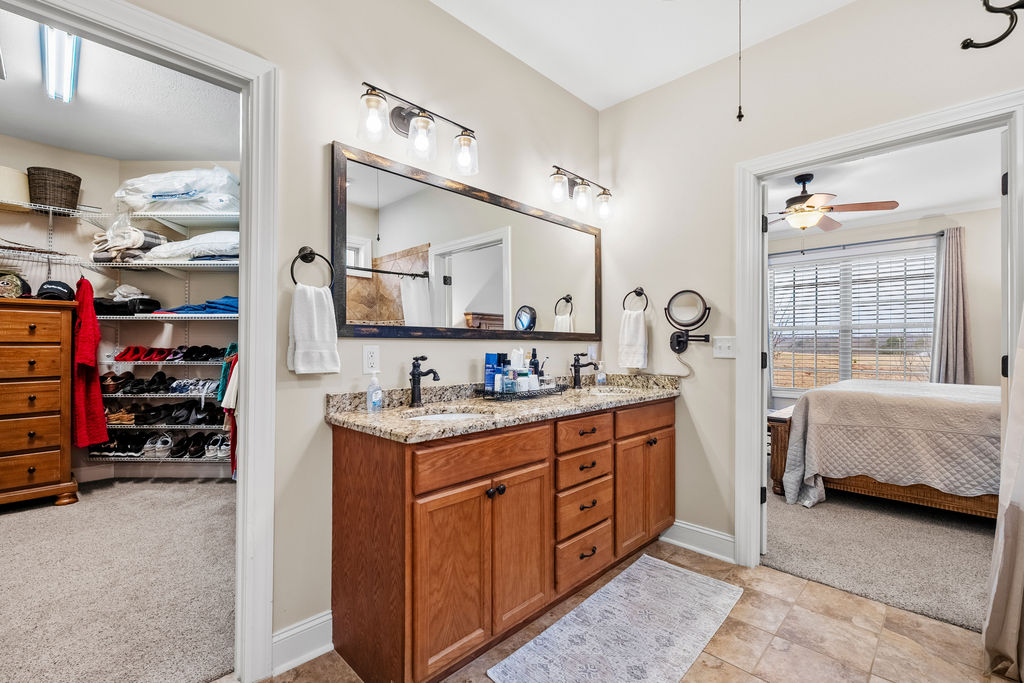 Sevierville, Tennessee, 37876, United States, 3 Bedrooms Bedrooms, ,2 BathroomsBathrooms,Residential,For Sale,2012111