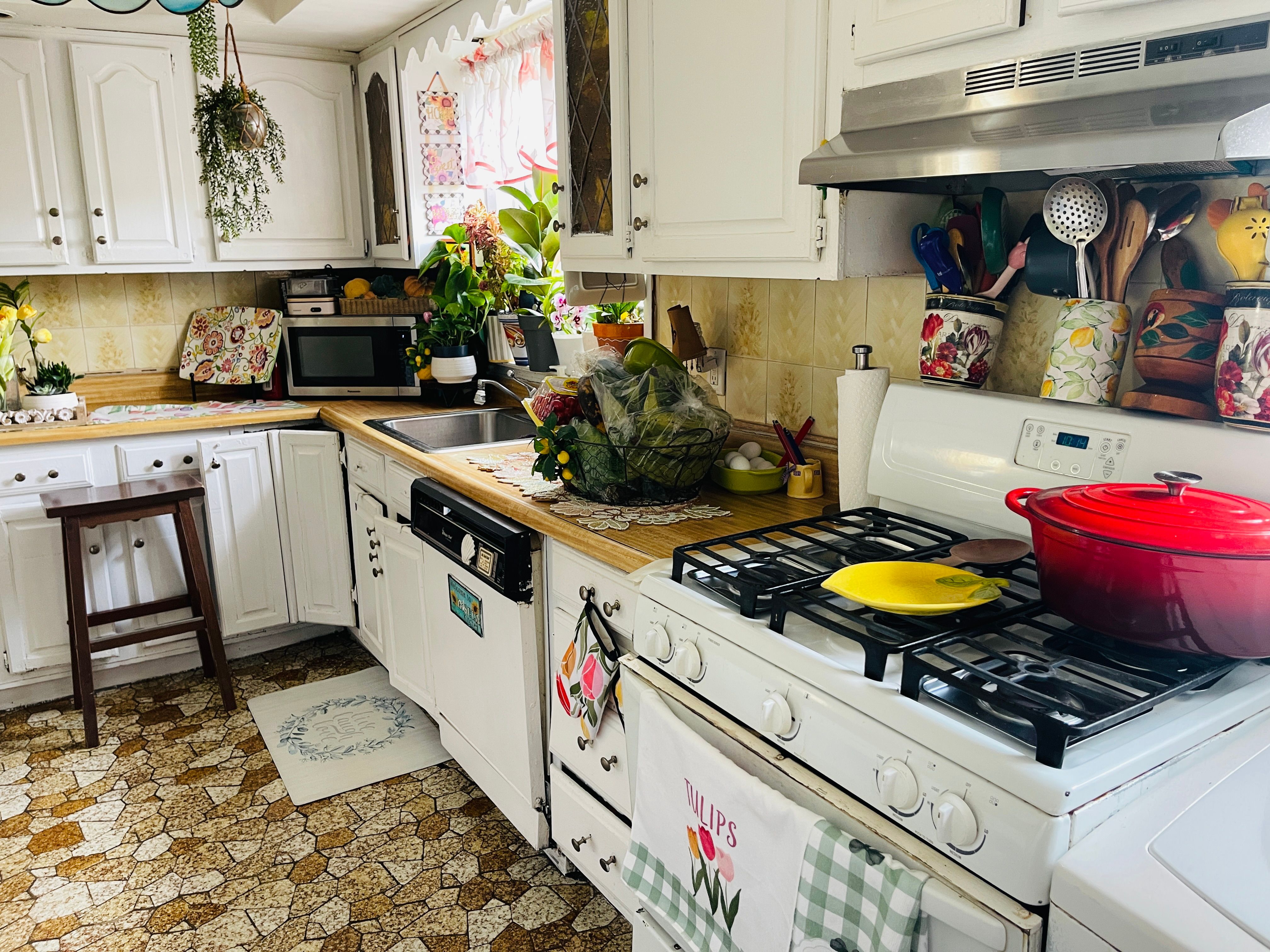  108 Bellevue Avenue, Elmwood Park, NJ, 07407 - 物件實景