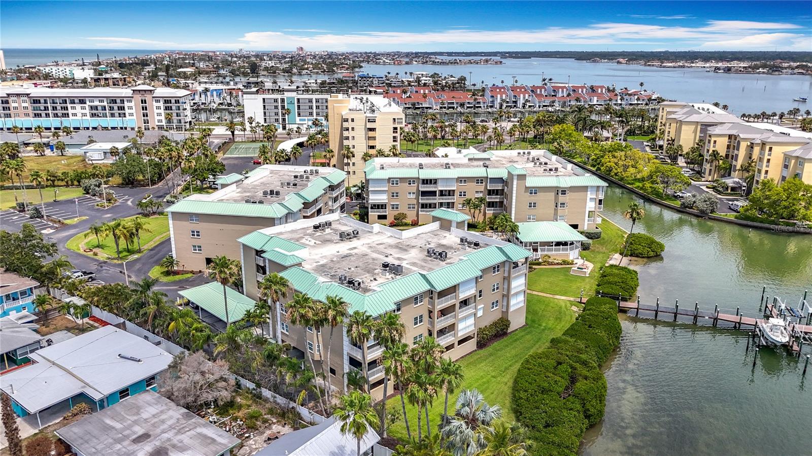 Madeira Beach, Florida, 33708, United States, 2 Bedrooms Bedrooms, ,2 BathroomsBathrooms,Residential,For Sale,1981210