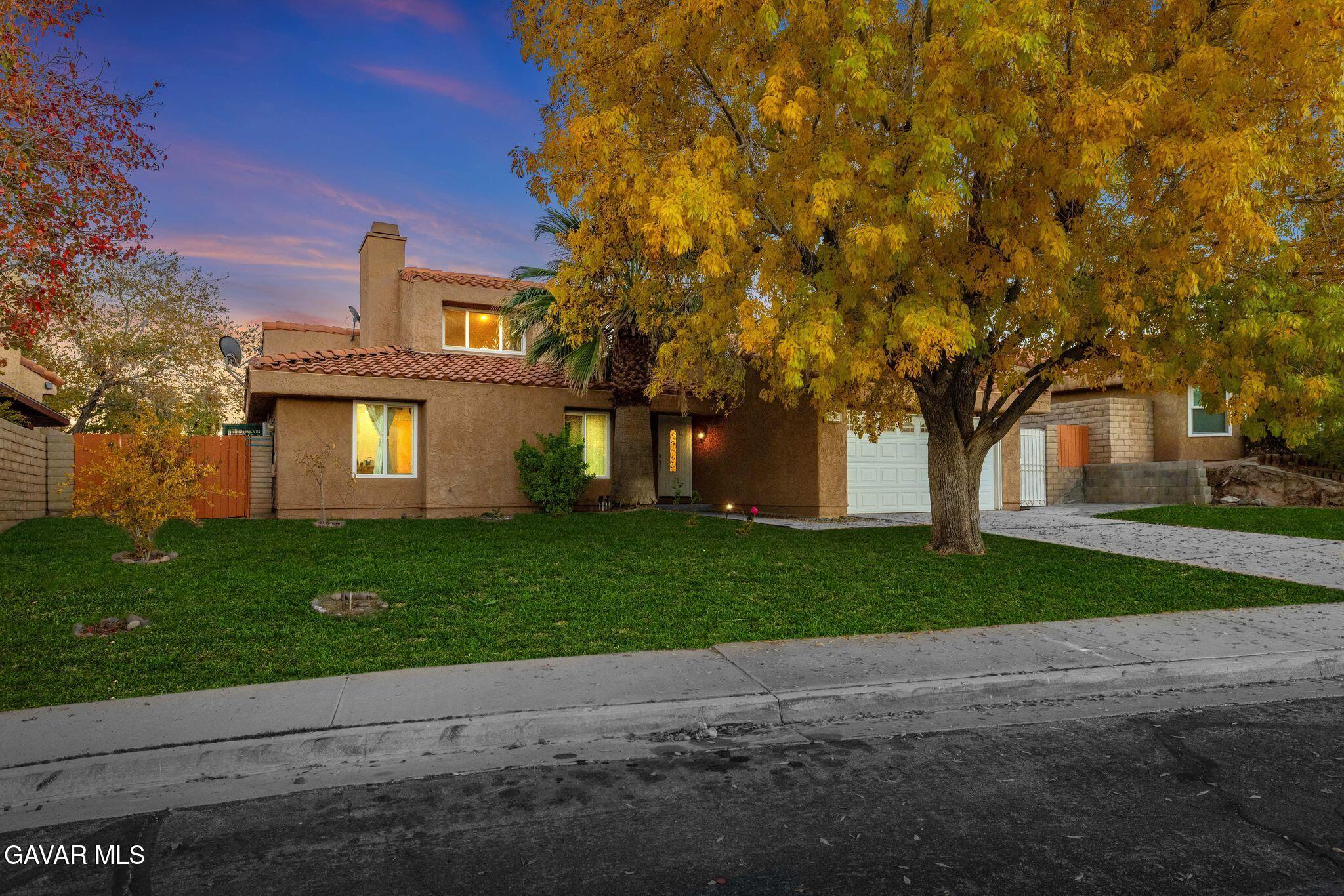 Palmdale, California, 93551, United States, 3 Bedrooms Bedrooms, ,2 BathroomsBathrooms,Residential,For Sale,2005345