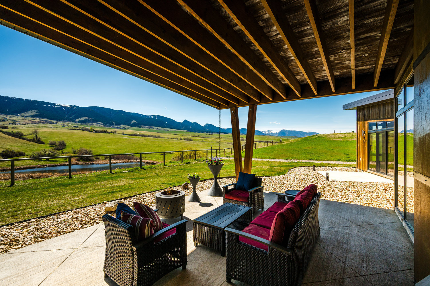 Big Horn, Wyoming, 82833, United States, 3 Bedrooms Bedrooms, ,3 BathroomsBathrooms,Residential,For Sale,1798273