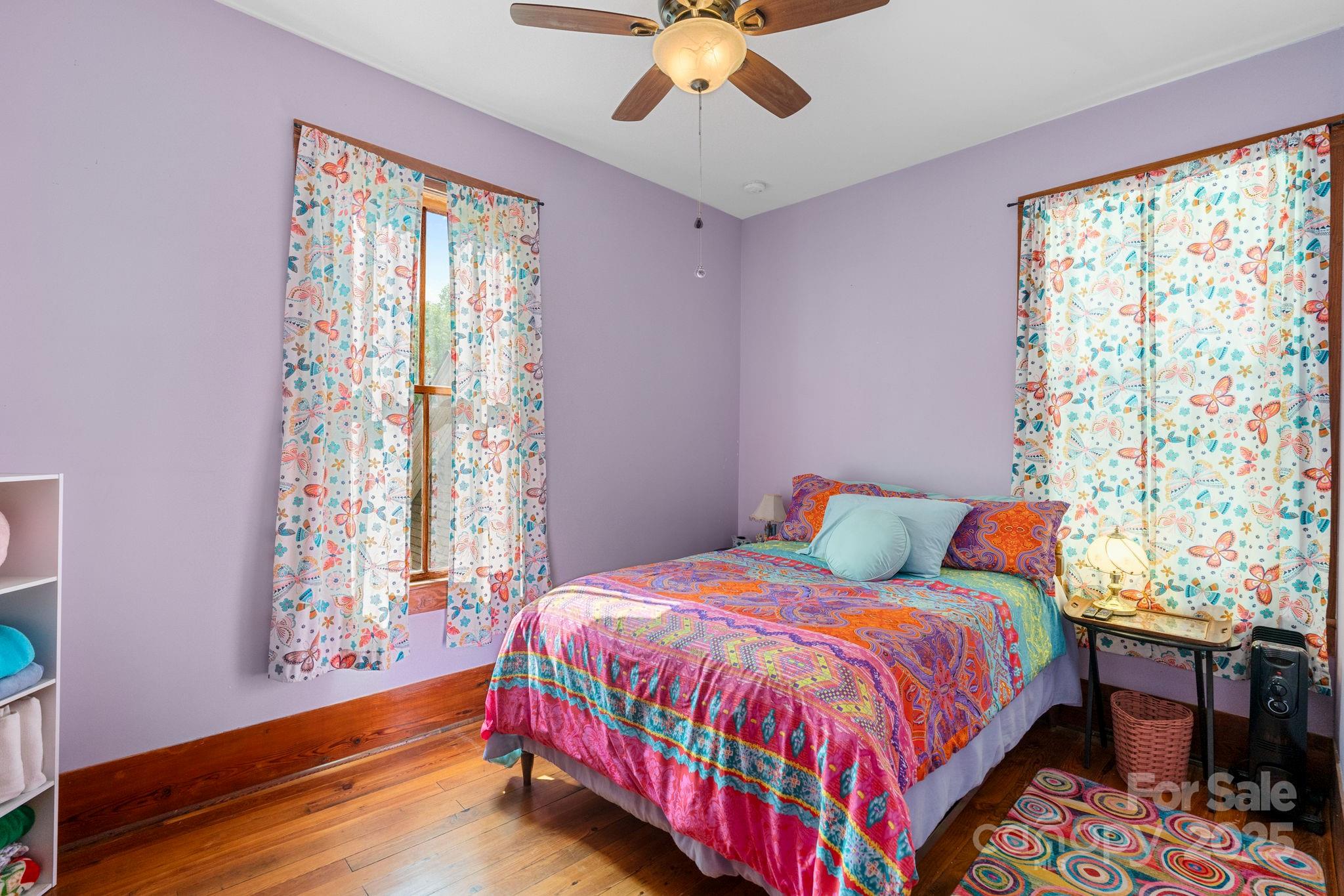 Hendersonville, North Carolina, 28739, United States, 6 Bedrooms Bedrooms, ,5 BathroomsBathrooms,Residential,For Sale,1825253