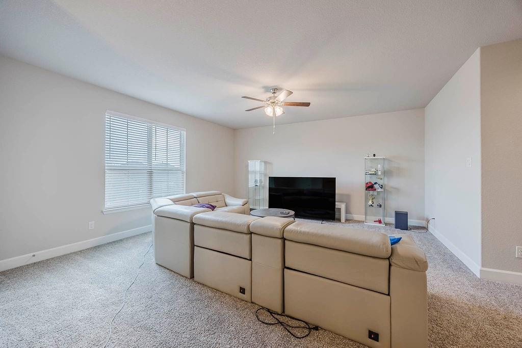 Hickory Creek, Texas, 75065, United States, 5 Bedrooms Bedrooms, ,4 BathroomsBathrooms,Residential,For Sale,1923307