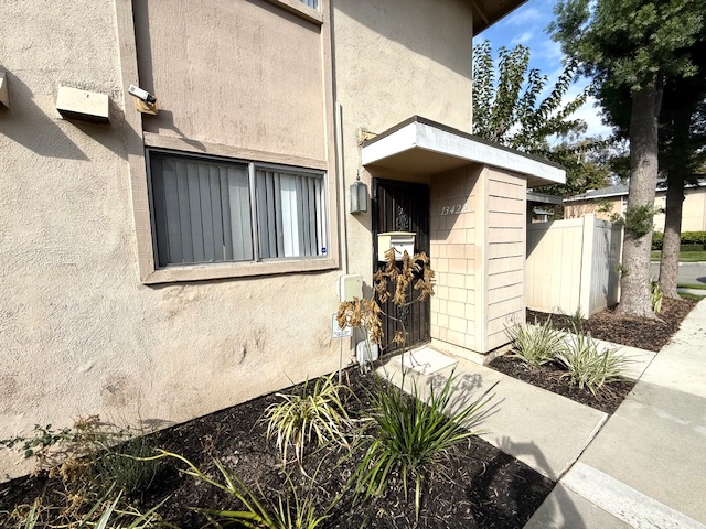 Cerritos, California, 90703, United States, 2 Bedrooms Bedrooms, ,2 BathroomsBathrooms,Residential,For Sale,1992382