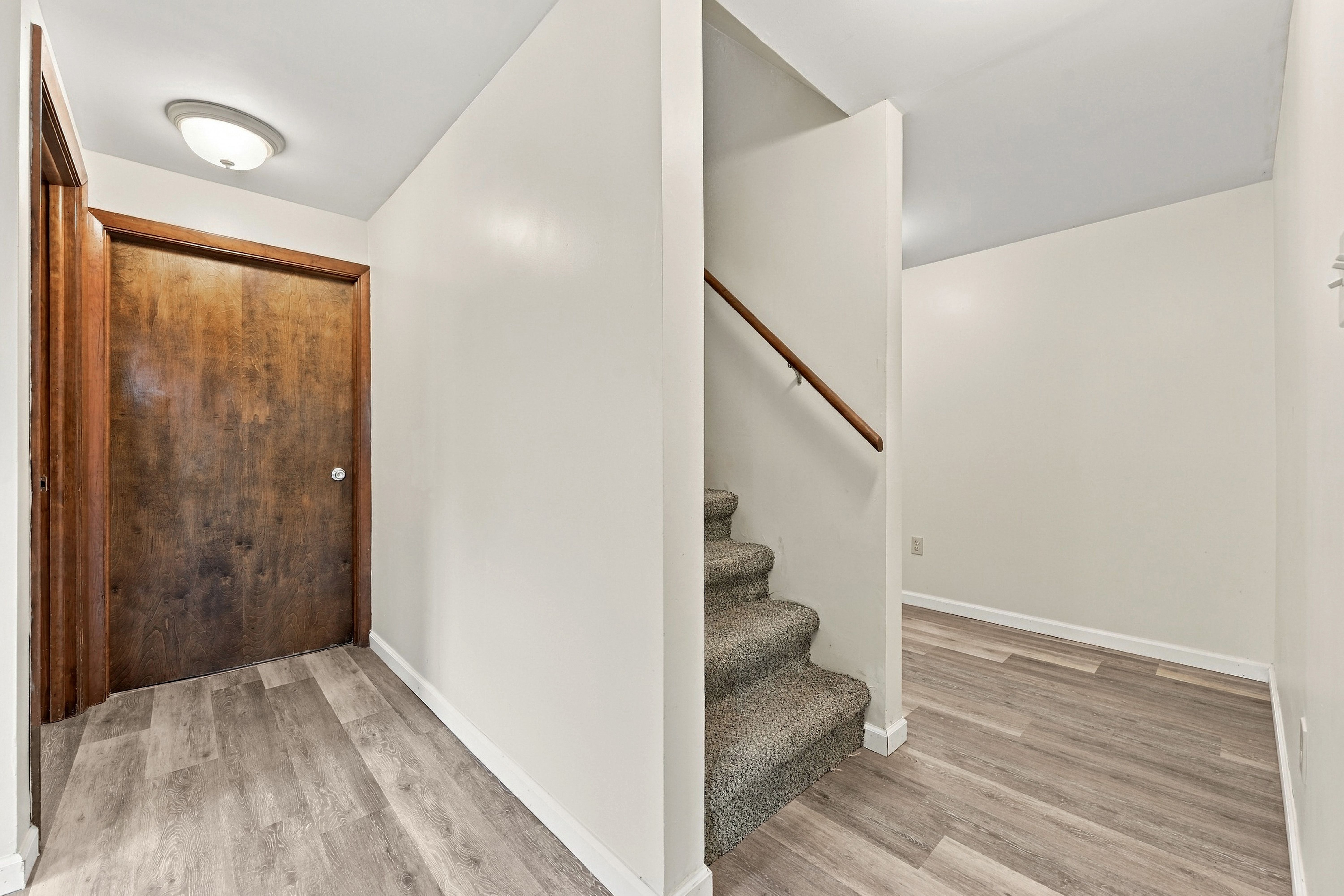  134 Becks Run Road, Coraopolis, PA 15108 - 物件實景