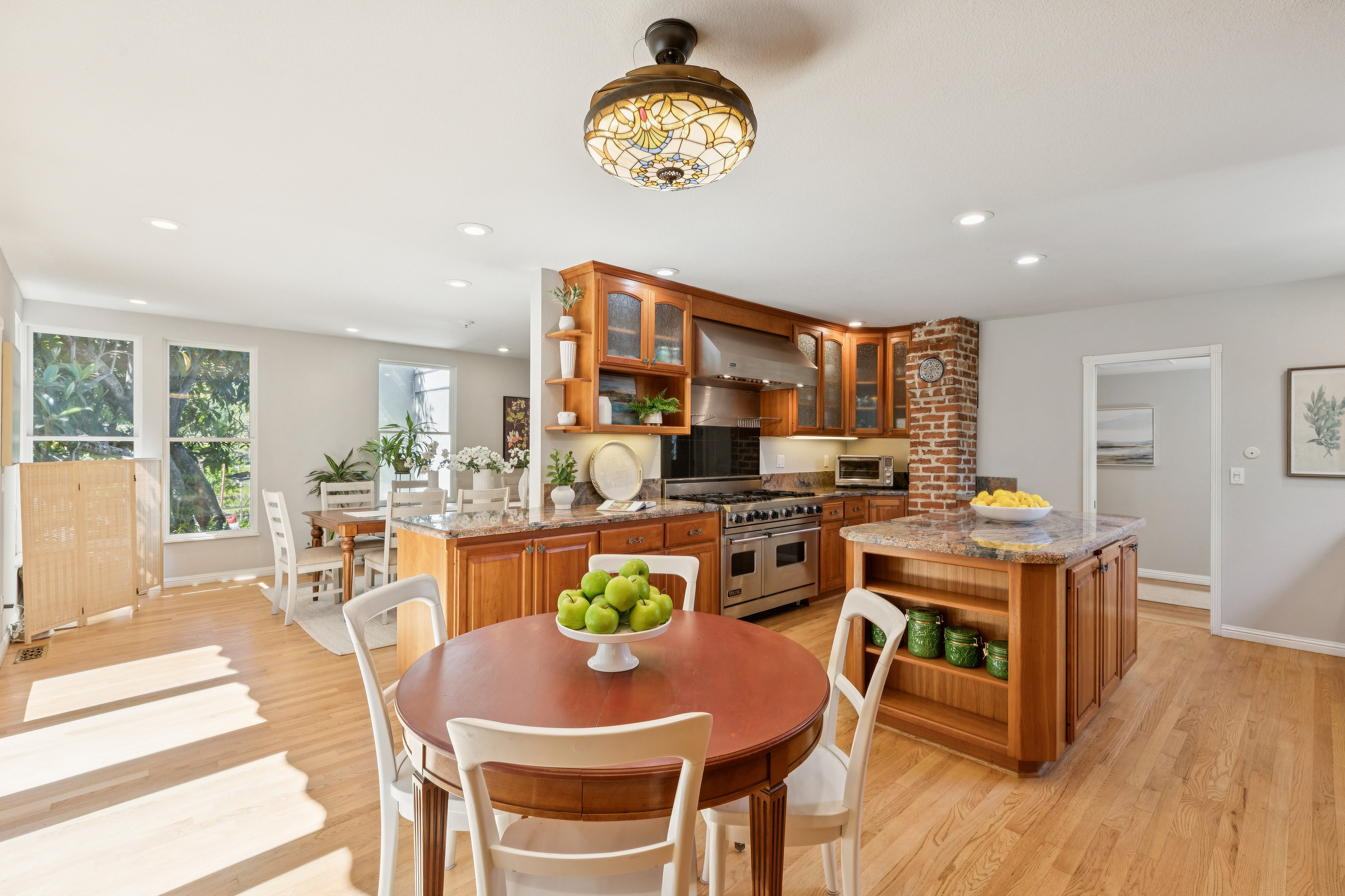  Charming Country Property - 物件實景