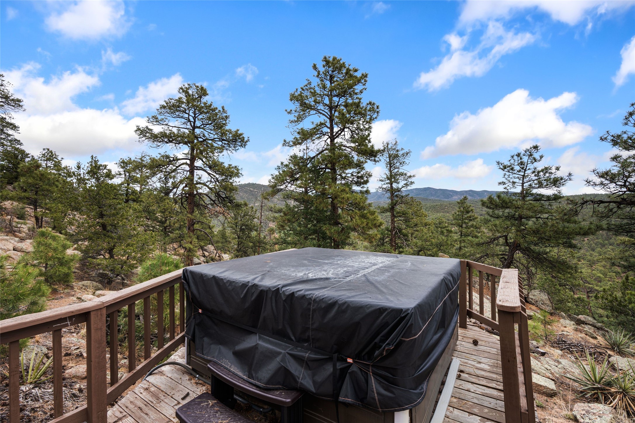  57 Mountain Top Rd - 物件實景