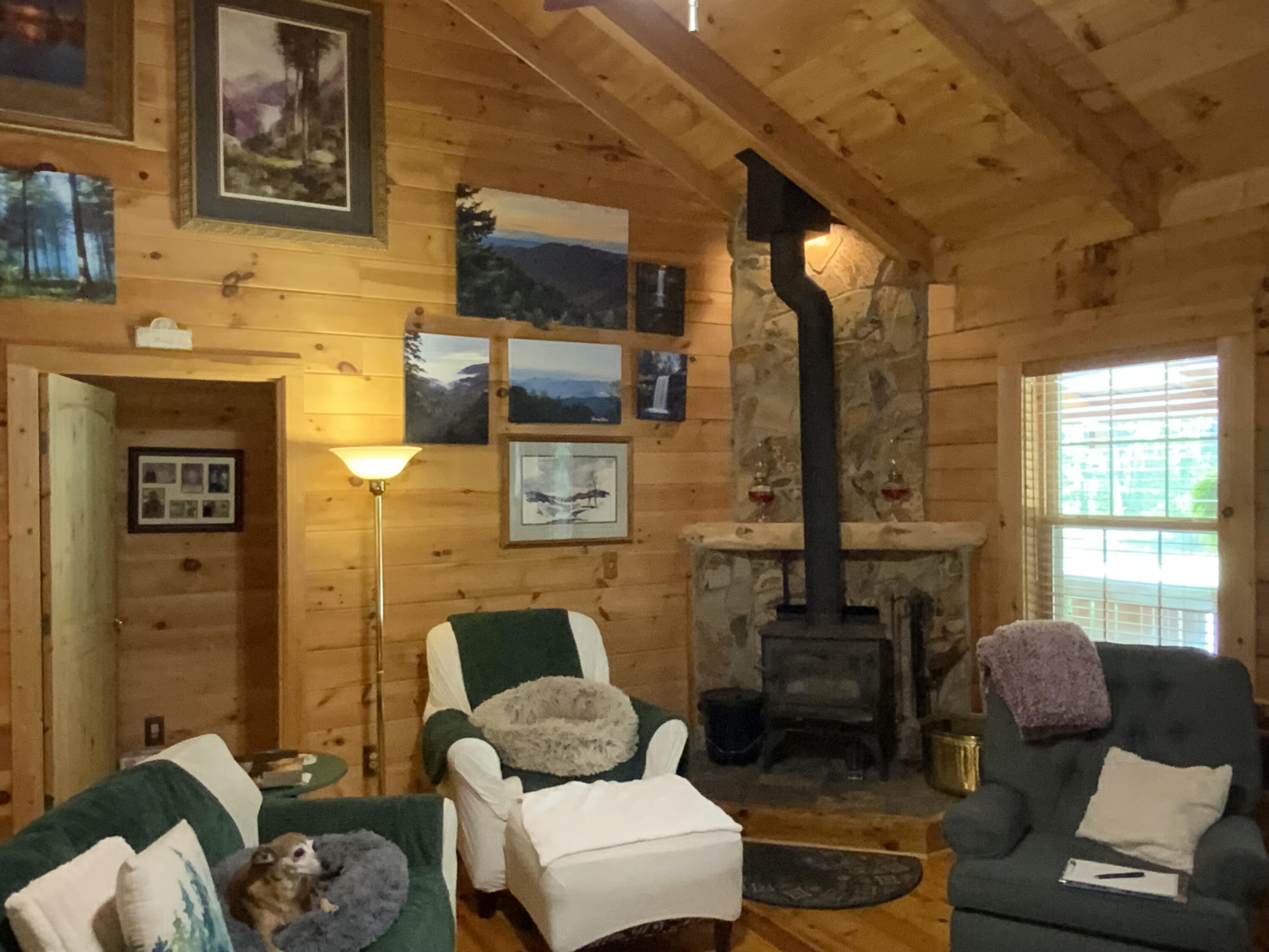 Tracy City, Tennessee, 37387, United States, 3 Bedrooms Bedrooms, ,Residential,For Sale,1979741