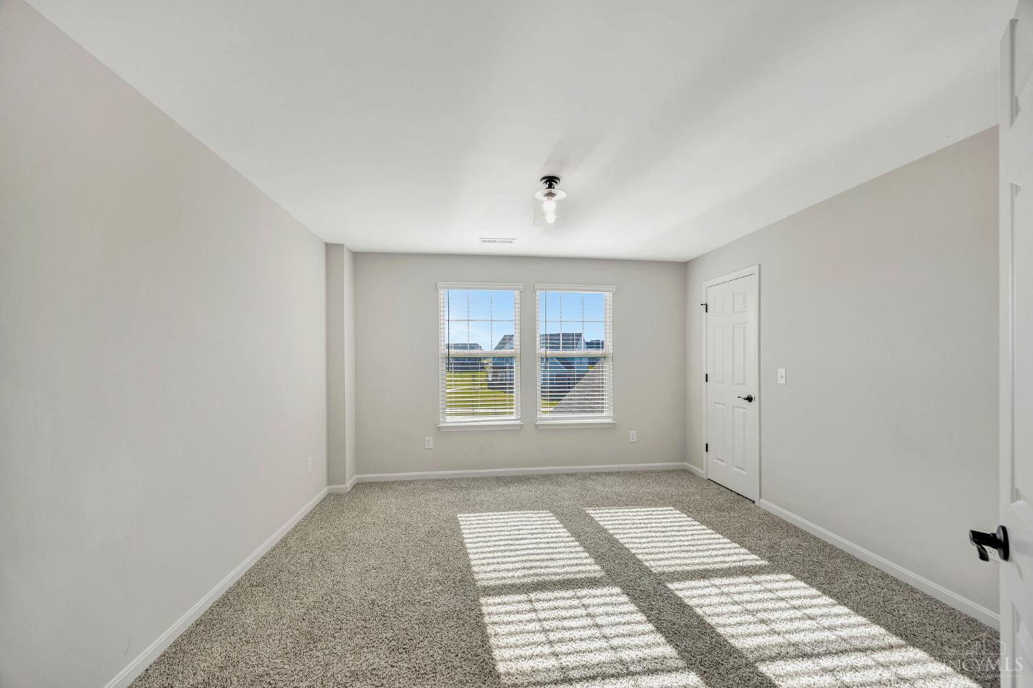 Liberty Twp, Ohio, 45011, United States, 5 Bedrooms Bedrooms, ,4 BathroomsBathrooms,Residential,For Sale,1998520