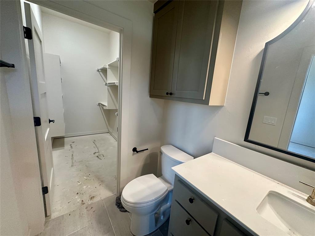 Goldsby, Oklahoma, 73093, United States, 4 Bedrooms Bedrooms, ,5 BathroomsBathrooms,Residential,For Sale,1992397