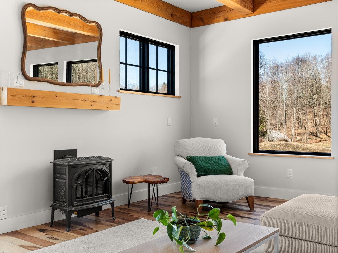 Underhill, Vermont, 05489, United States, 3 Bedrooms Bedrooms, ,2 BathroomsBathrooms,Residential,For Sale,1786613