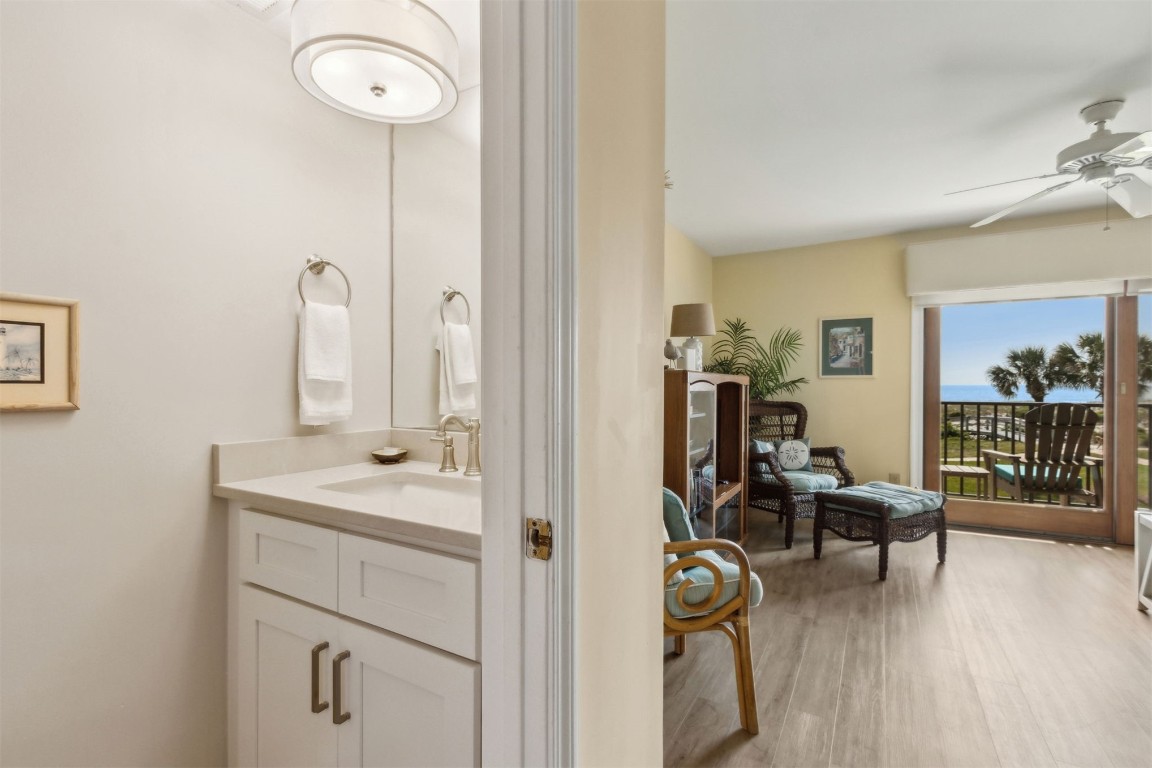 Fernandina Beach, Florida, 32034, United States, 2 Bedrooms Bedrooms, ,2 BathroomsBathrooms,Residential,For Sale,1990876