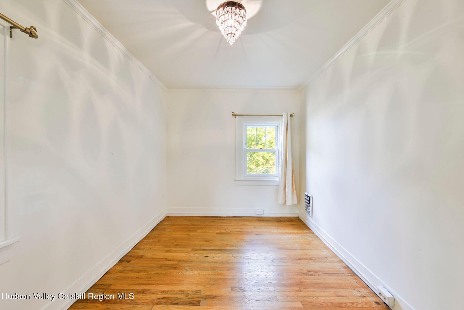 Rhinebeck, New York, 12572, United States, 3 Bedrooms Bedrooms, ,3 BathroomsBathrooms,Residential,For Sale,1776952