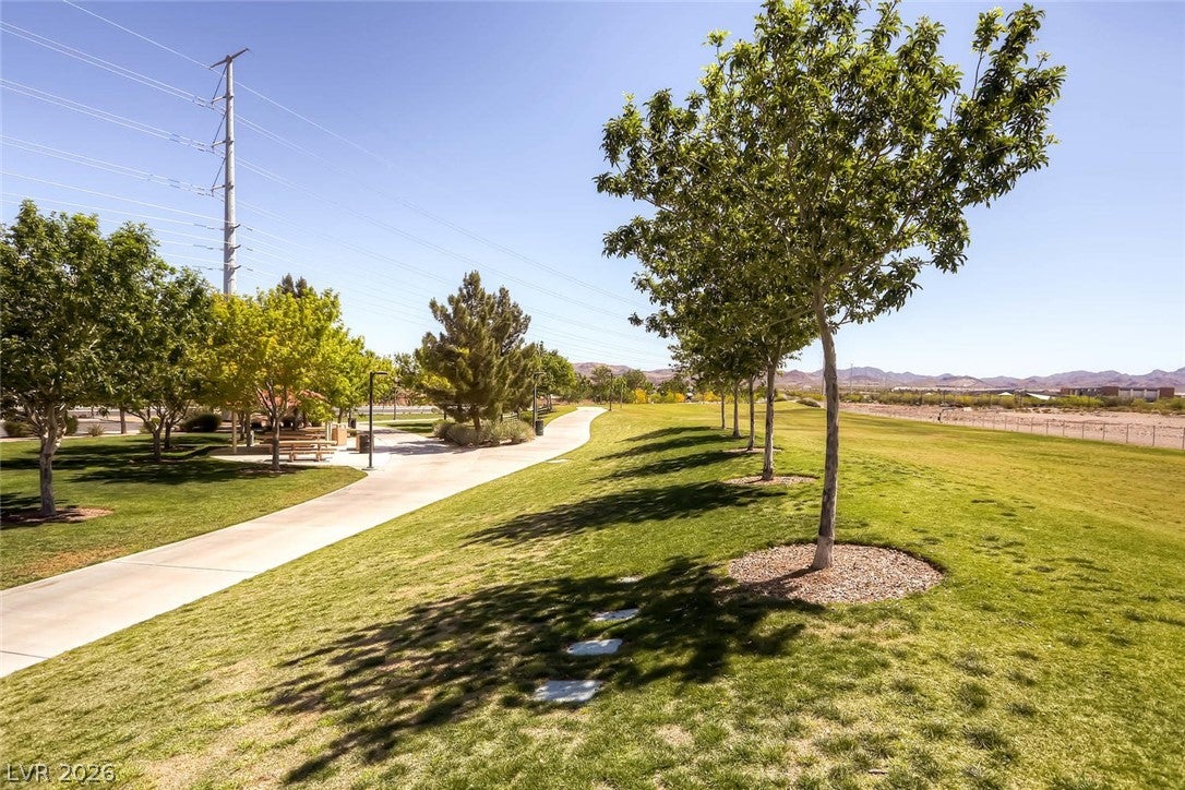 Henderson, Nevada, 89015, United States, 5 Bedrooms Bedrooms, ,2 BathroomsBathrooms,Residential,For Sale,1976773