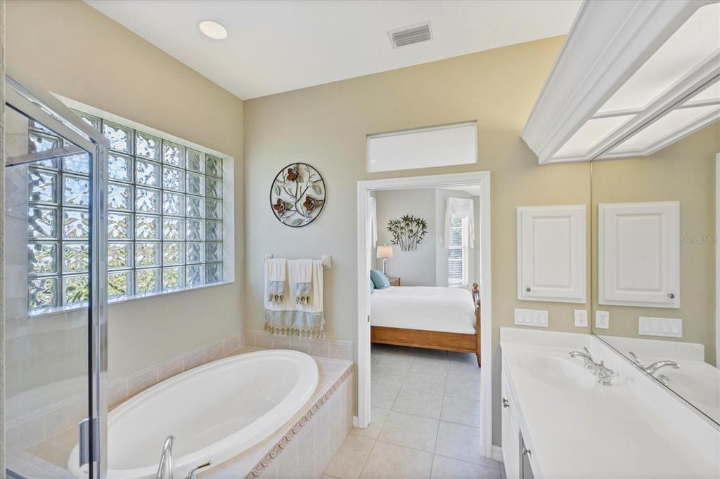 Venice, Florida, 34292, United States, 3 Bedrooms Bedrooms, ,2 BathroomsBathrooms,Residential,For Sale,1954691