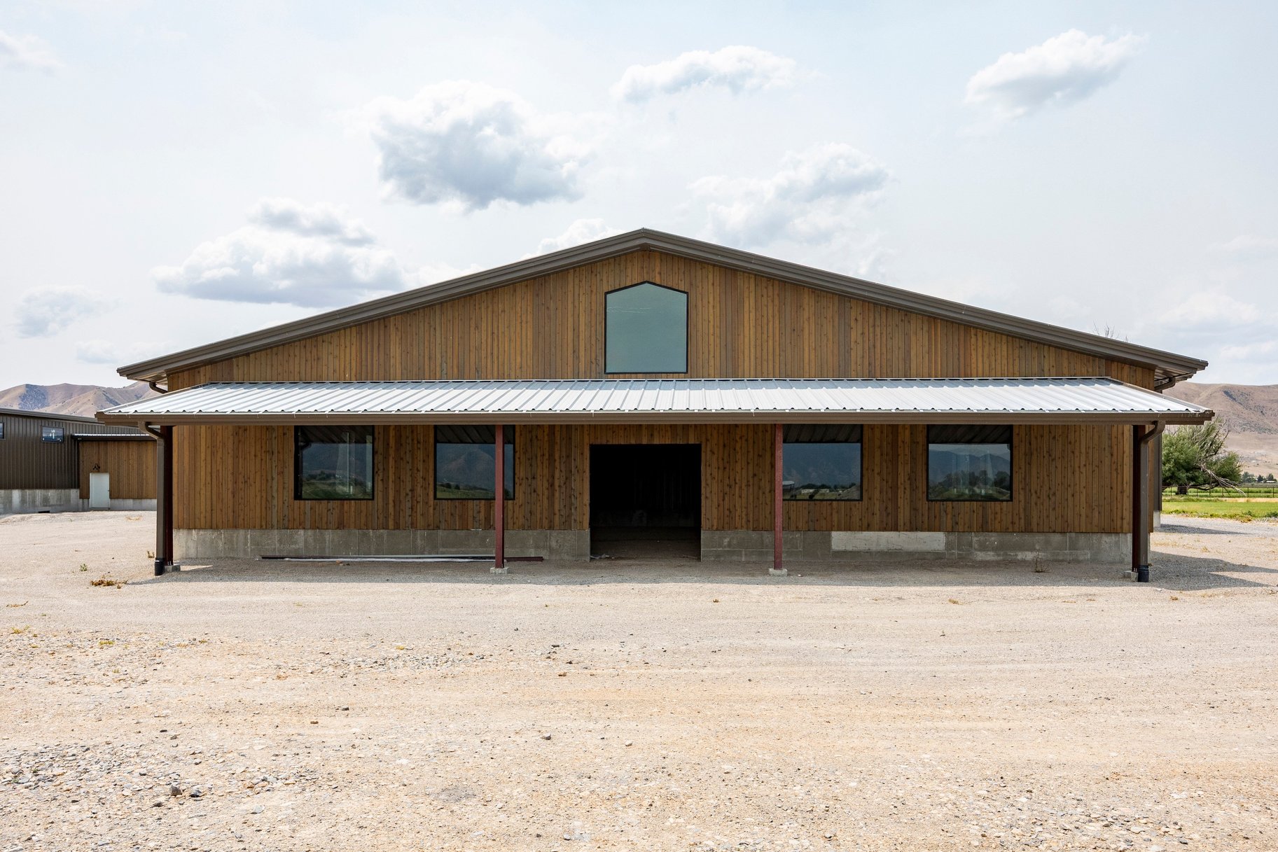 Refined Farmhouse Living with Professional Horse Facilities - 物件實景