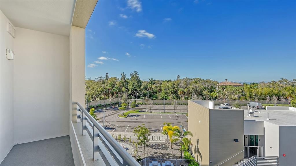 Sarasota, Florida, 34234, United States, 1 Bedroom Bedrooms, ,2 BathroomsBathrooms,Residential,For Sale,2003520