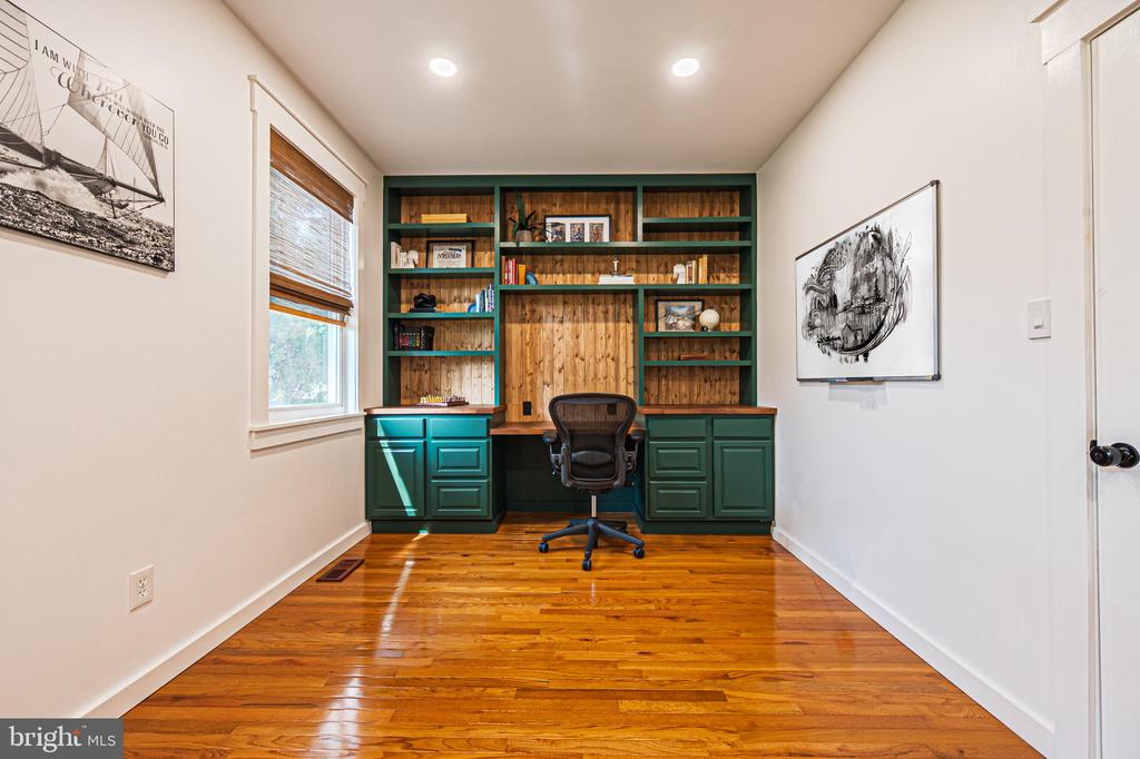 Egg Harbor Township, New Jersey, 08234, United States, 4 Bedrooms Bedrooms, ,3 BathroomsBathrooms,Residential,For Sale,1975981