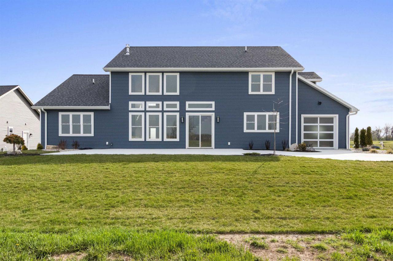 WRIGHTSTOWN, Wisconsin, 54180, United States, 4 Bedrooms Bedrooms, ,3 BathroomsBathrooms,Residential,For Sale,1721117