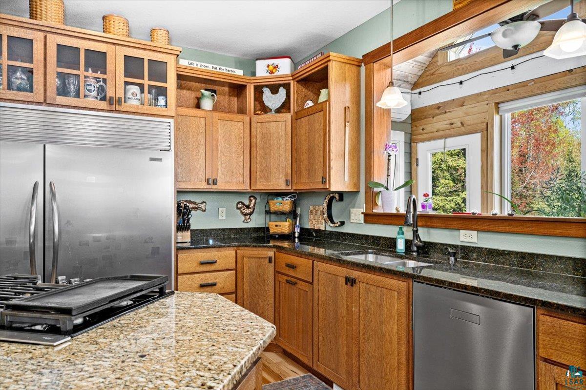 Two Harbors, Minnesota, 55616, United States, 4 Bedrooms Bedrooms, ,2 BathroomsBathrooms,Residential,For Sale,2048157