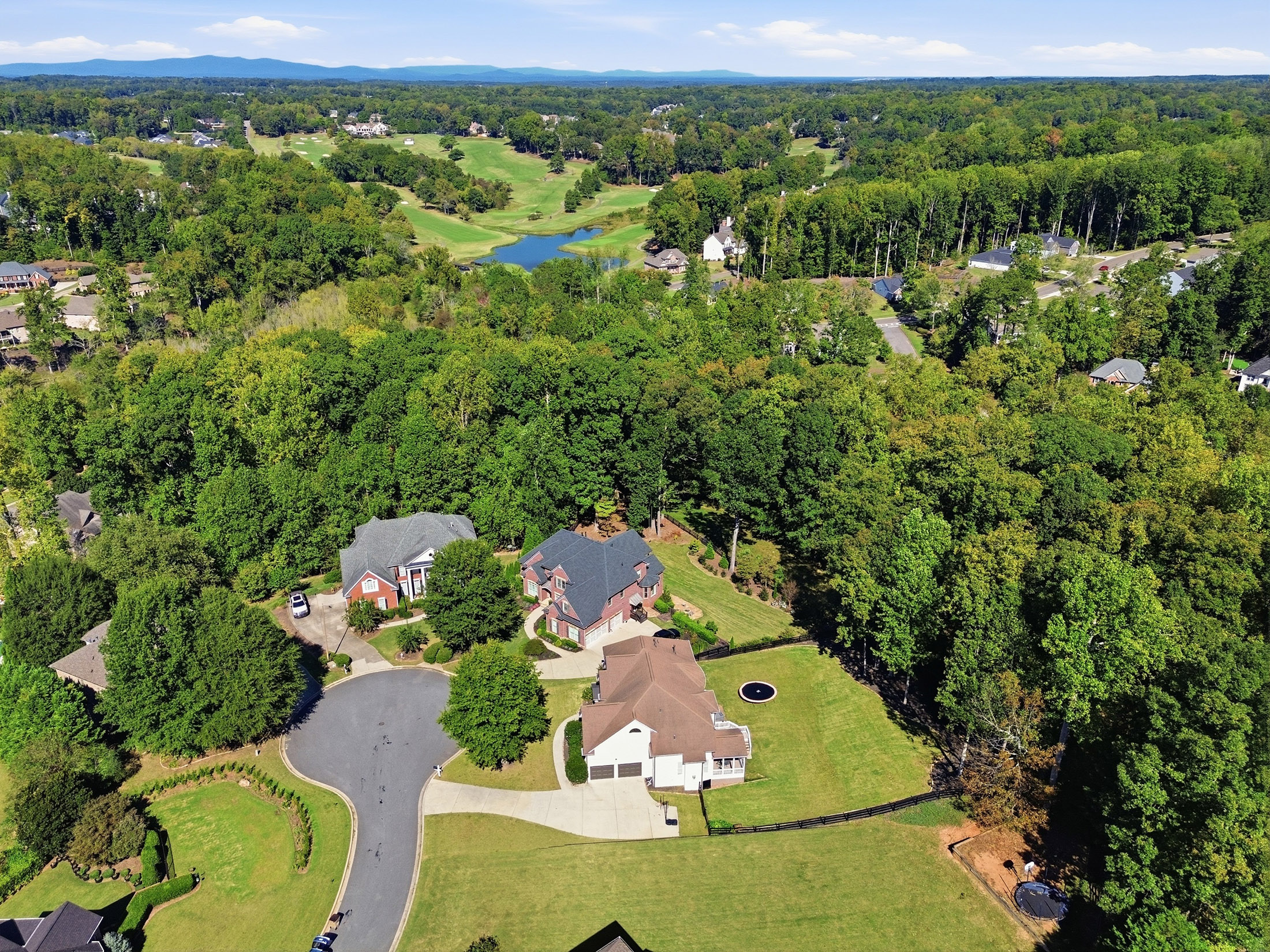  Beautifully Appointed Home in Sought-After Woodmont - 物件實景