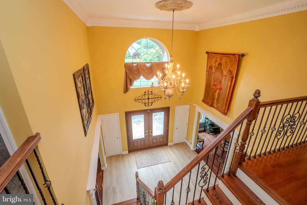 Monroe Township, New Jersey, 08831, United States, 5 Bedrooms Bedrooms, ,4 BathroomsBathrooms,Residential,For Sale,1895133