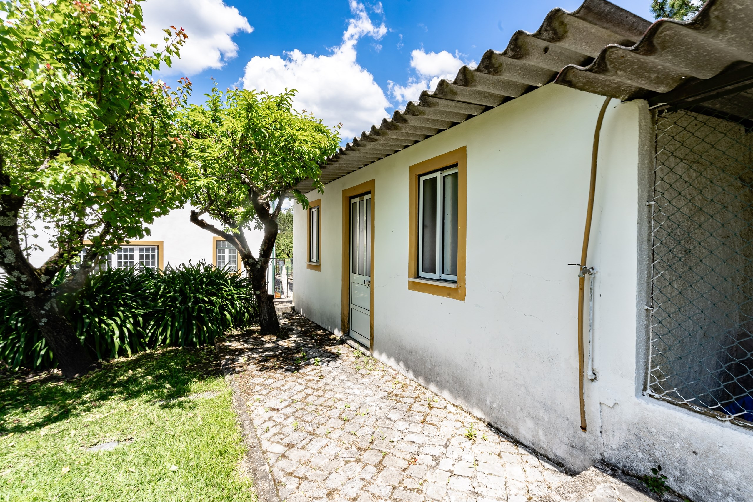 Coimbra, Coimbra, 3020-742, PT, 5 Bedrooms Bedrooms, ,3 BathroomsBathrooms,Residential,For Sale,1826993