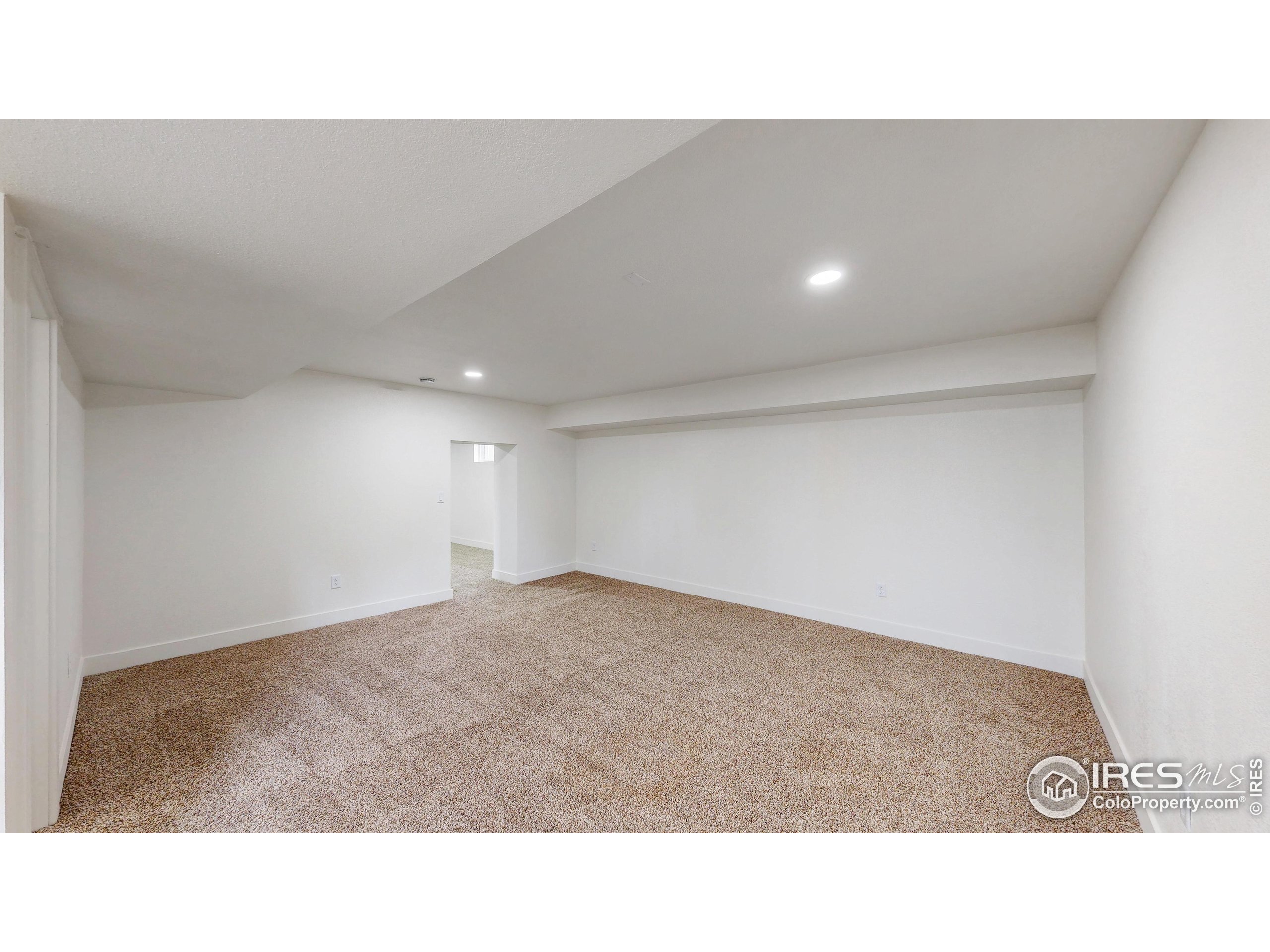 Milliken, Colorado, 80543, United States, 5 Bedrooms Bedrooms, ,1 BathroomBathrooms,Residential,For Sale,1896024