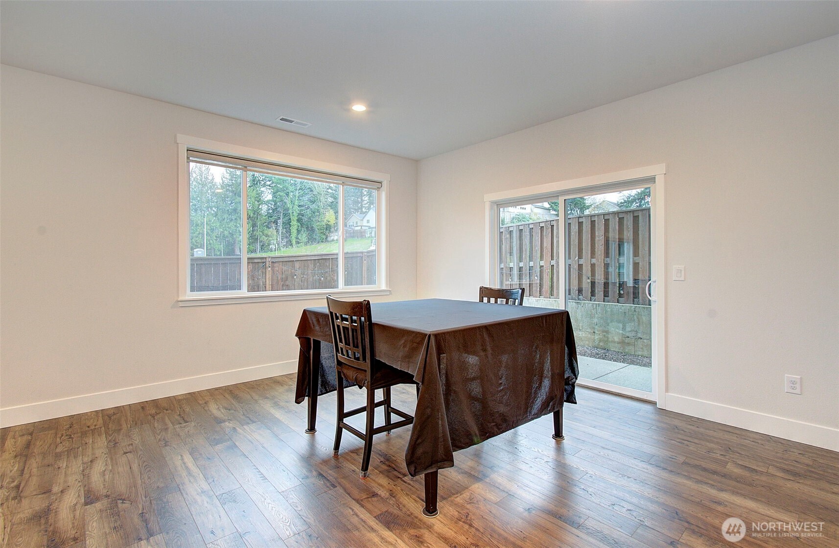 Vancouver, Washington, 98665, United States, 4 Bedrooms Bedrooms, ,3 BathroomsBathrooms,Residential,For Sale,2001006