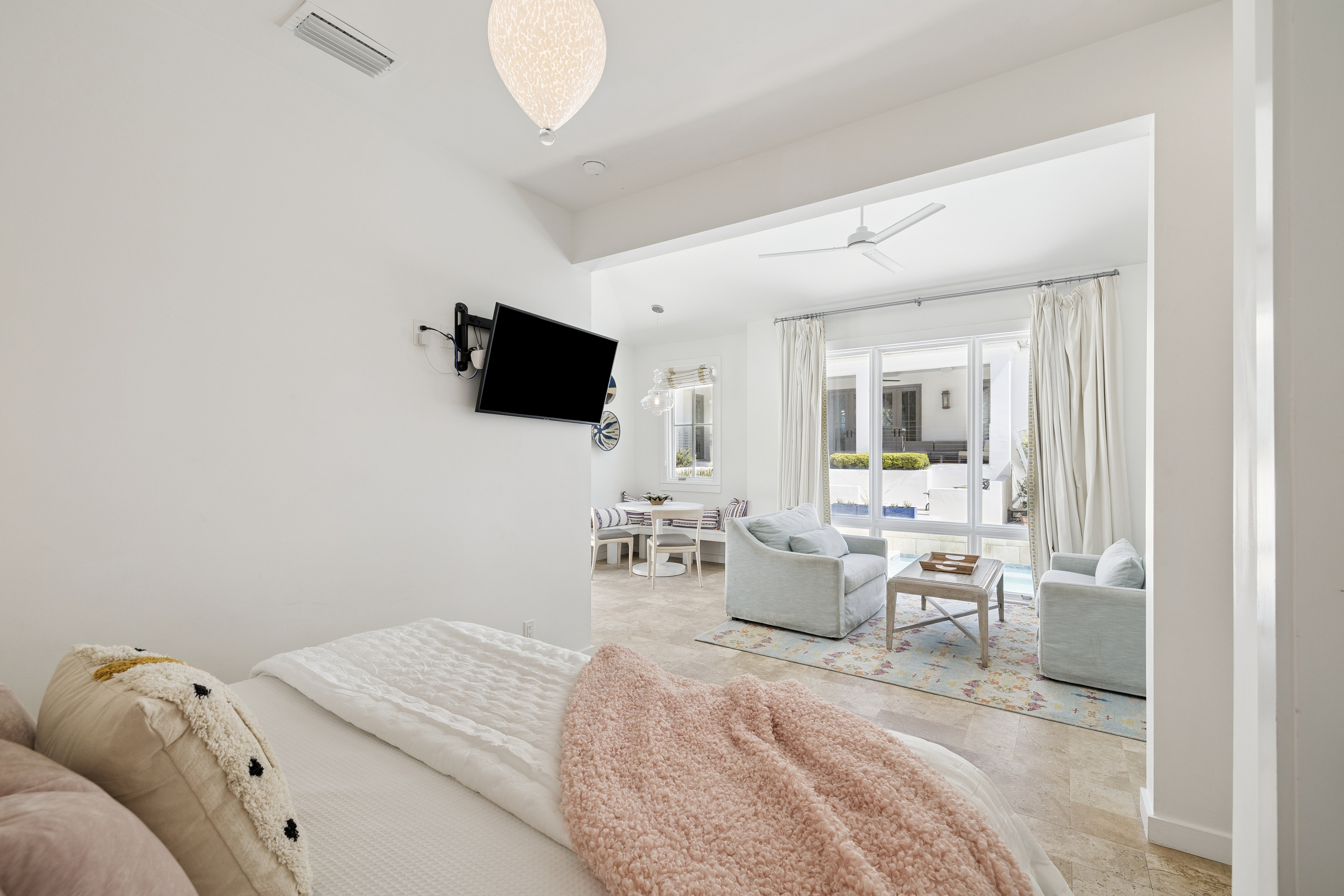  Private Beachside Compound Steps From Seaside, Florida - 物件實景