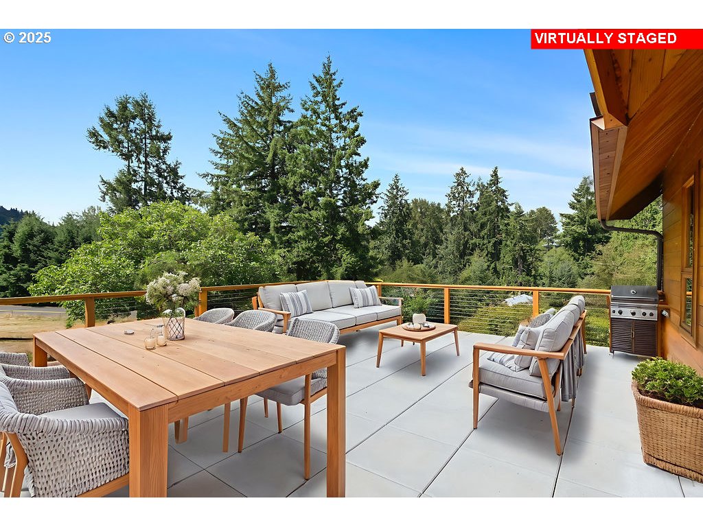 Kalama, Washington, 98625, United States, 3 Bedrooms Bedrooms, ,2 BathroomsBathrooms,Residential,For Sale,1988010