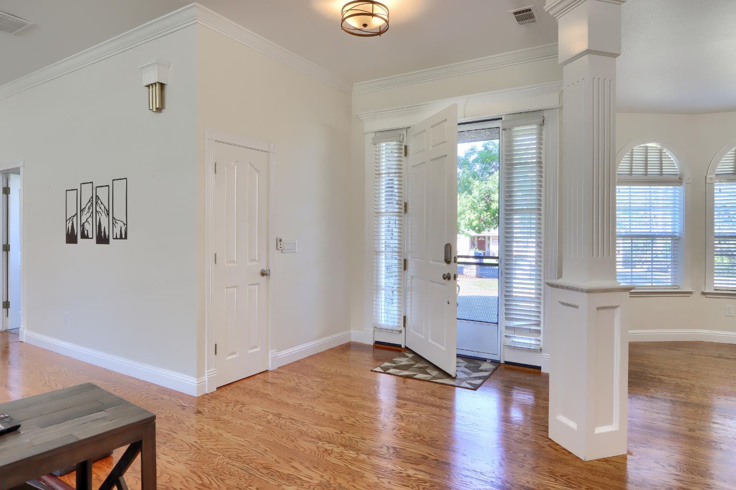 Ahwahnee, California, 93601, United States, 5 Bedrooms Bedrooms, ,4 BathroomsBathrooms,Residential,For Sale,2043706