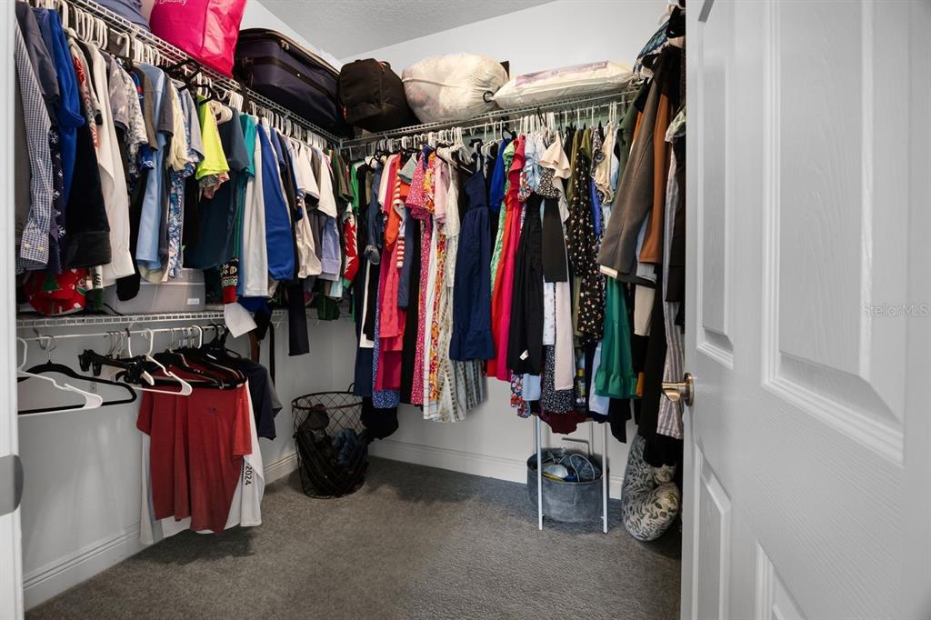 Lakeland, Florida, 33810, United States, 4 Bedrooms Bedrooms, ,3 BathroomsBathrooms,Residential,For Sale,1950901