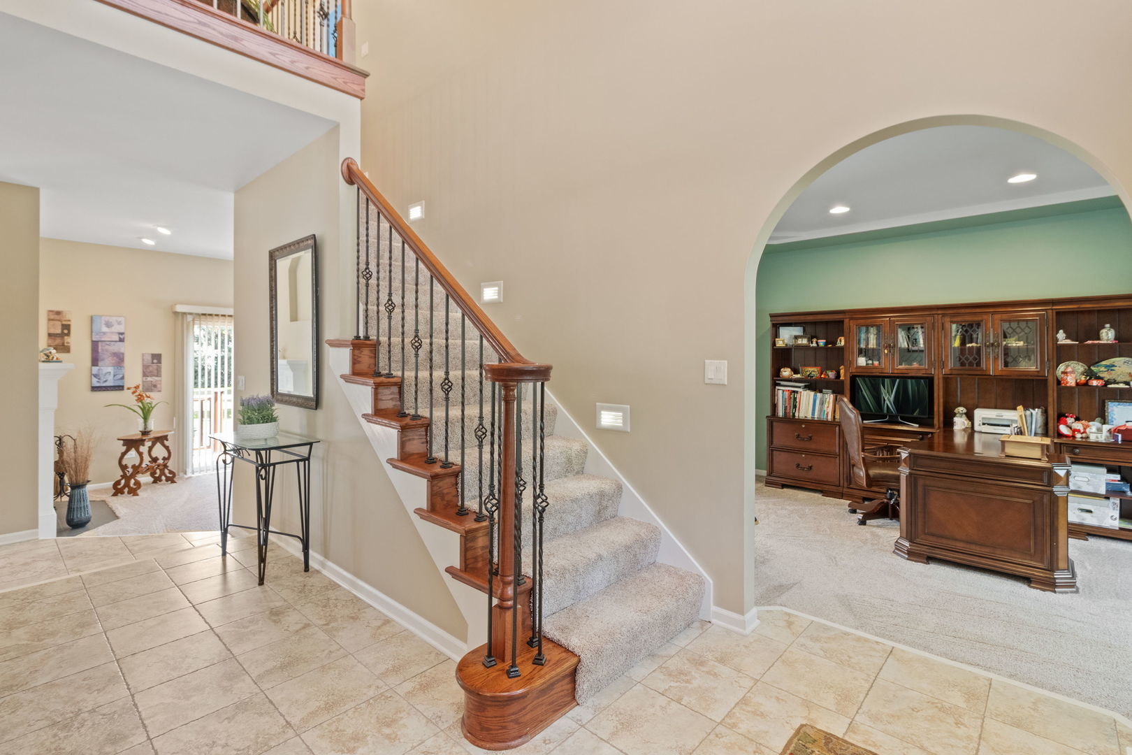 Shorewood, Illinois, 60404, United States, 4 Bedrooms Bedrooms, ,4 BathroomsBathrooms,Residential,For Sale,1971315