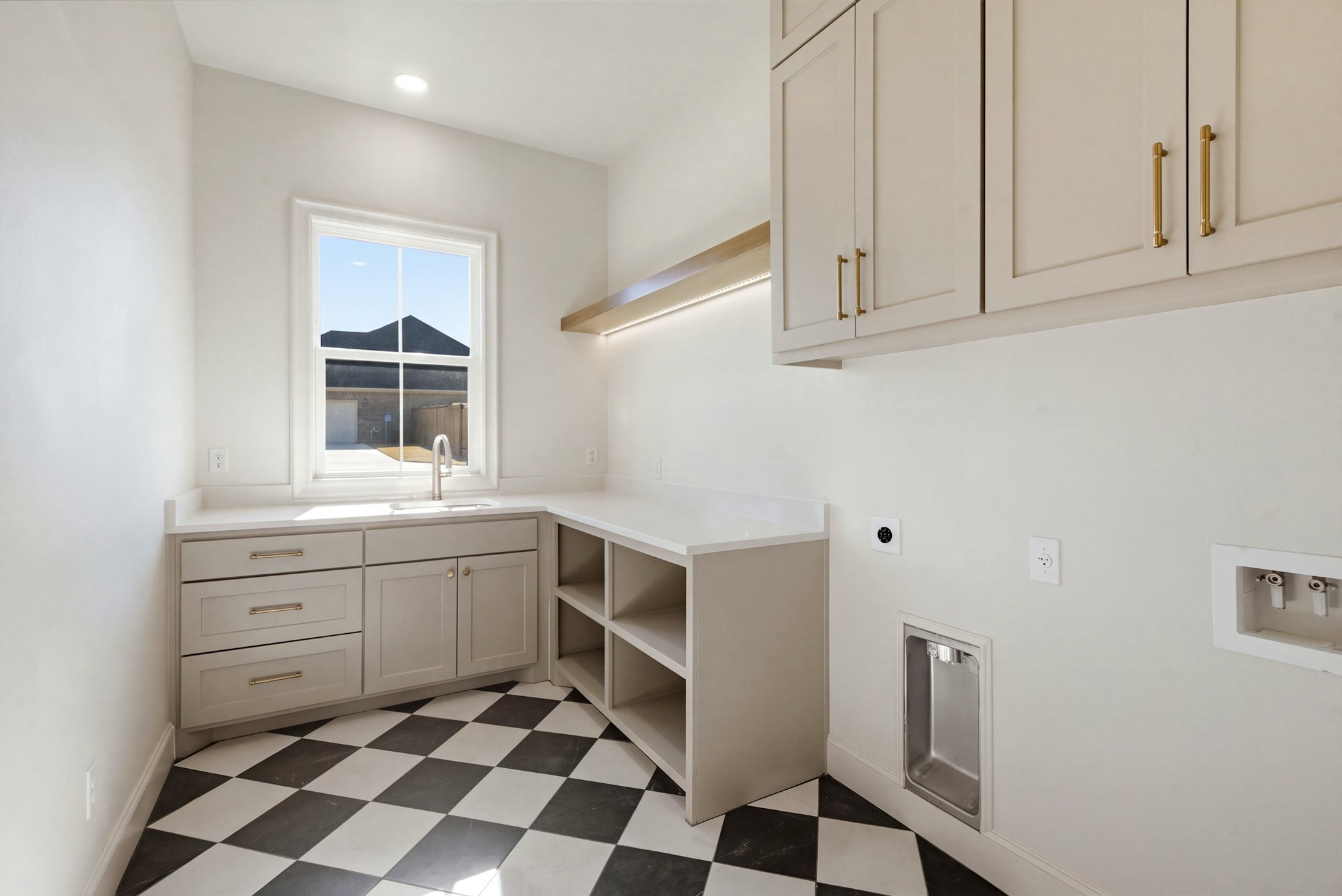  5672 Mill Water Court, Bryan, TX 77808 - 物件實景