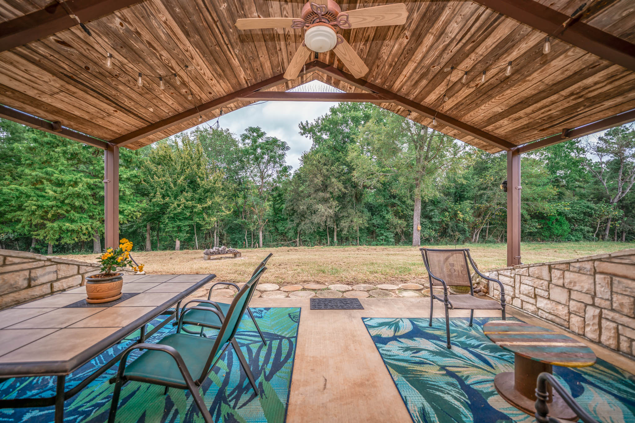 Jacksonville, Texas, 75766, United States, 4 Bedrooms Bedrooms, ,2 BathroomsBathrooms,Residential,For Sale,1974888