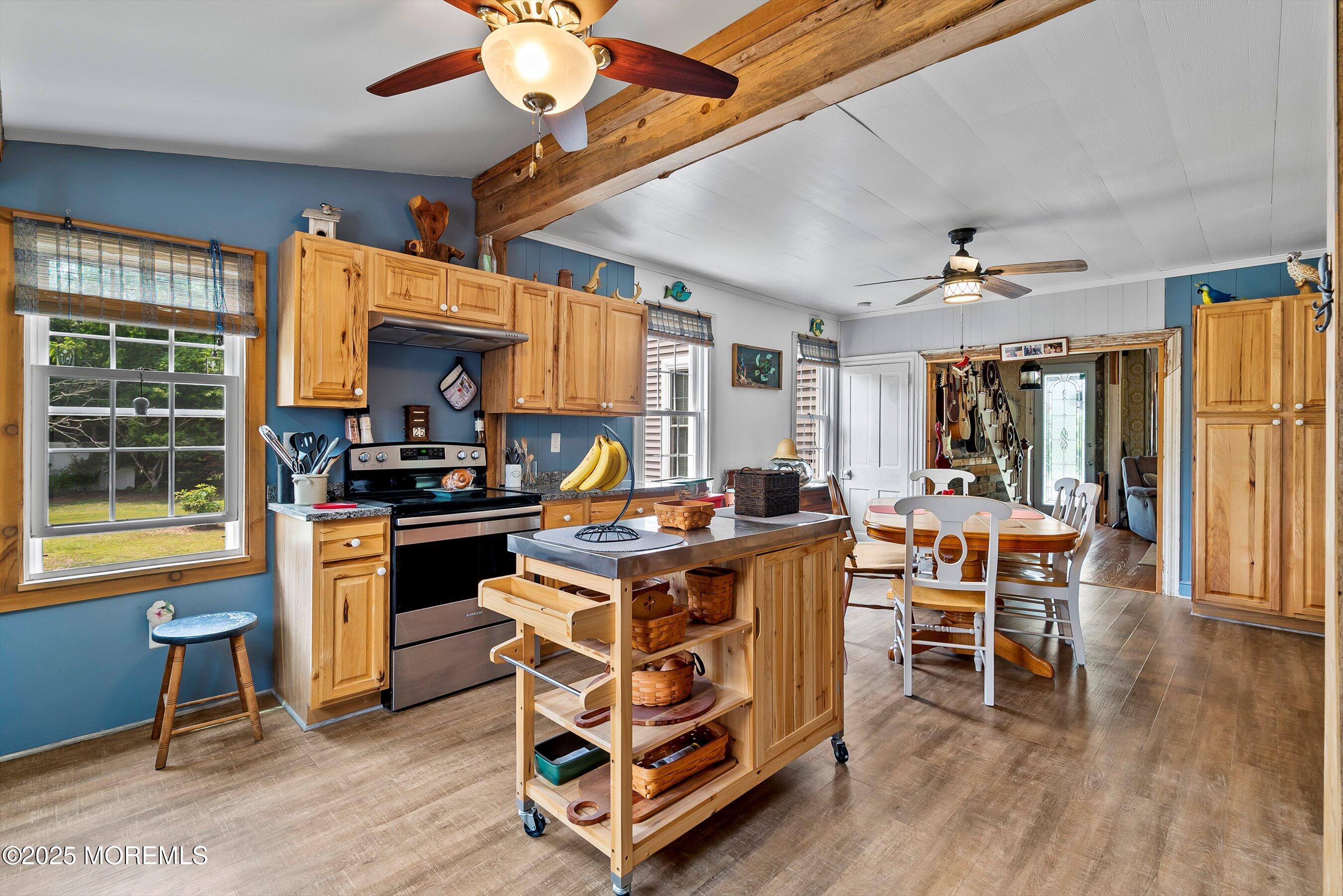 Port Republic, New Jersey, 08241, United States, 5 Bedrooms Bedrooms, ,3 BathroomsBathrooms,Residential,For Sale,1881694