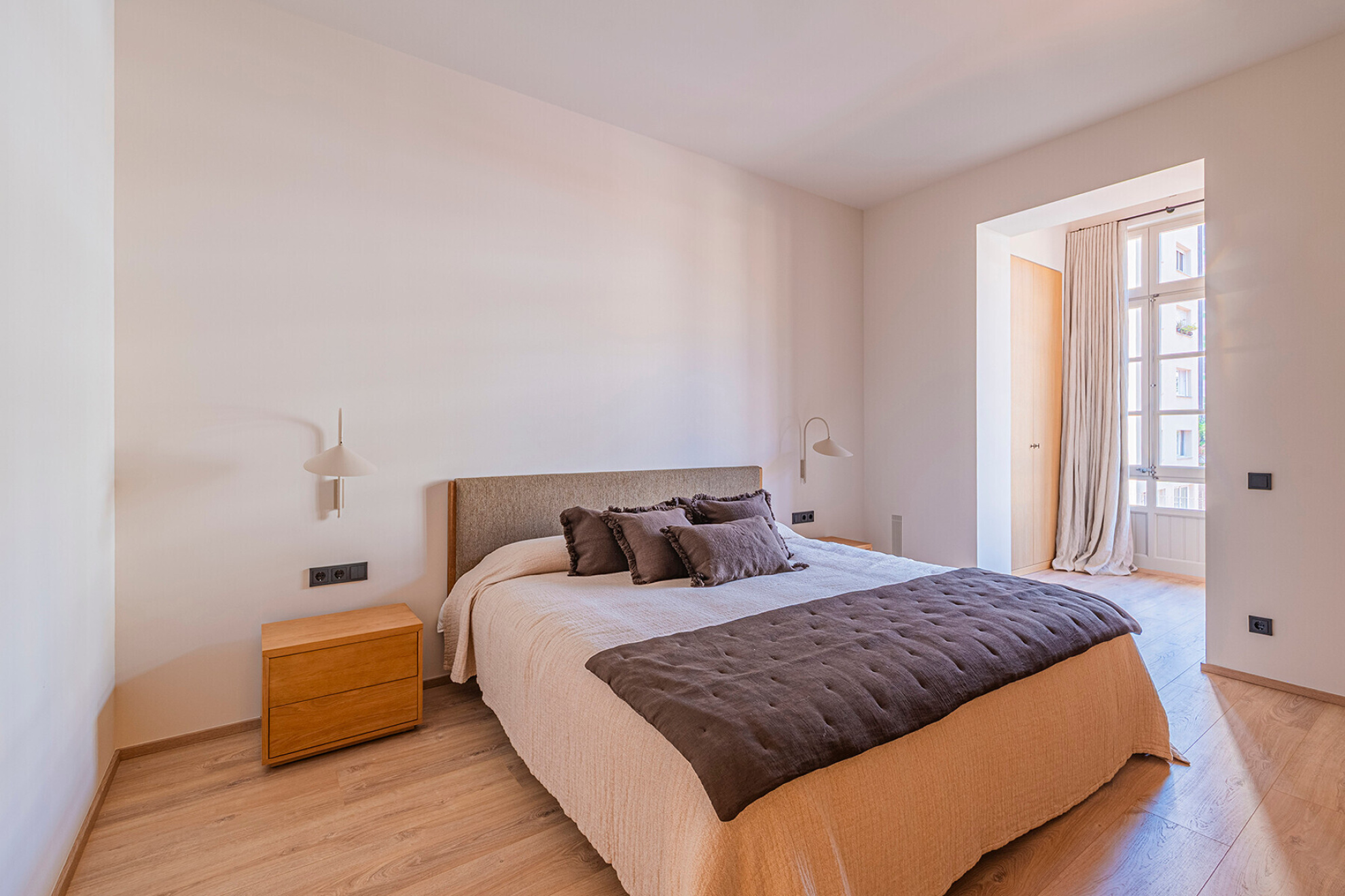  Refurbished modernist apartment in Eixample with luxury finishes - 物件實景
