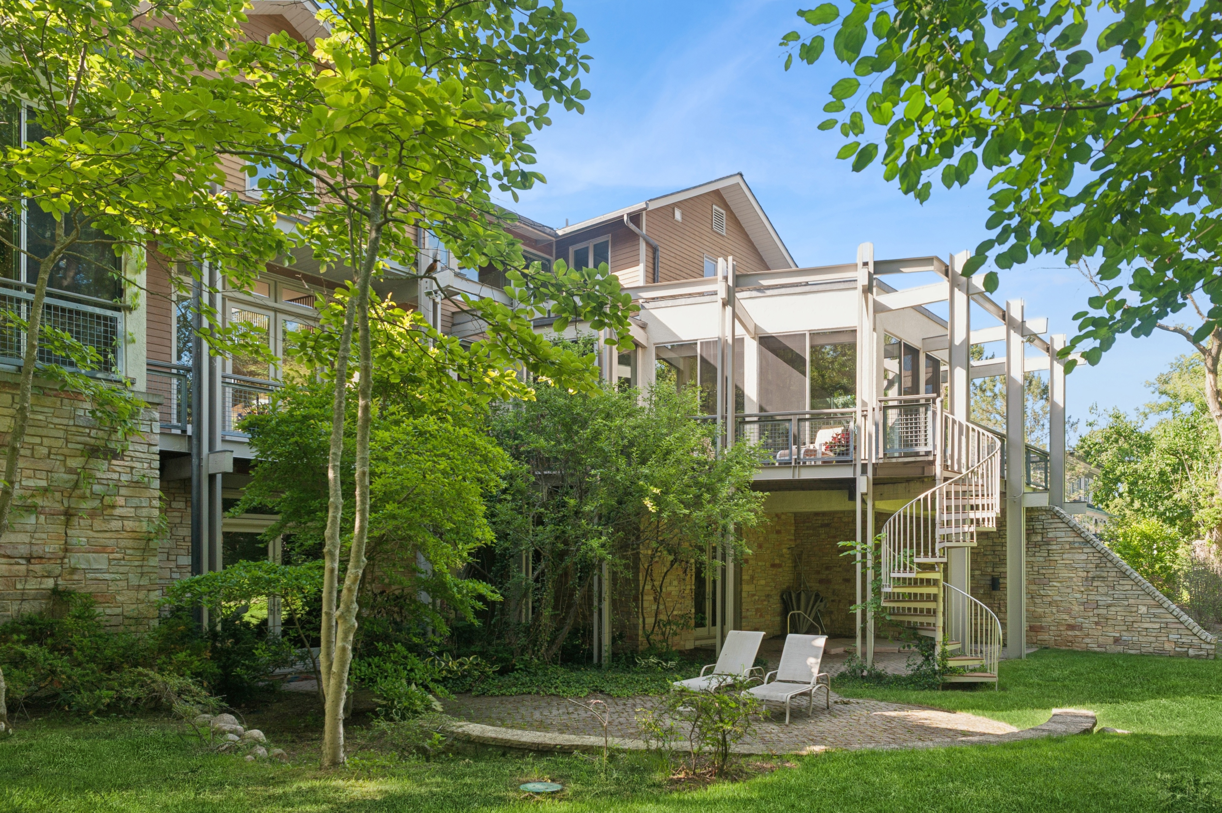  Stunning Custom Contemporary on Coveted Double Lot in Highland Park - 物件實景