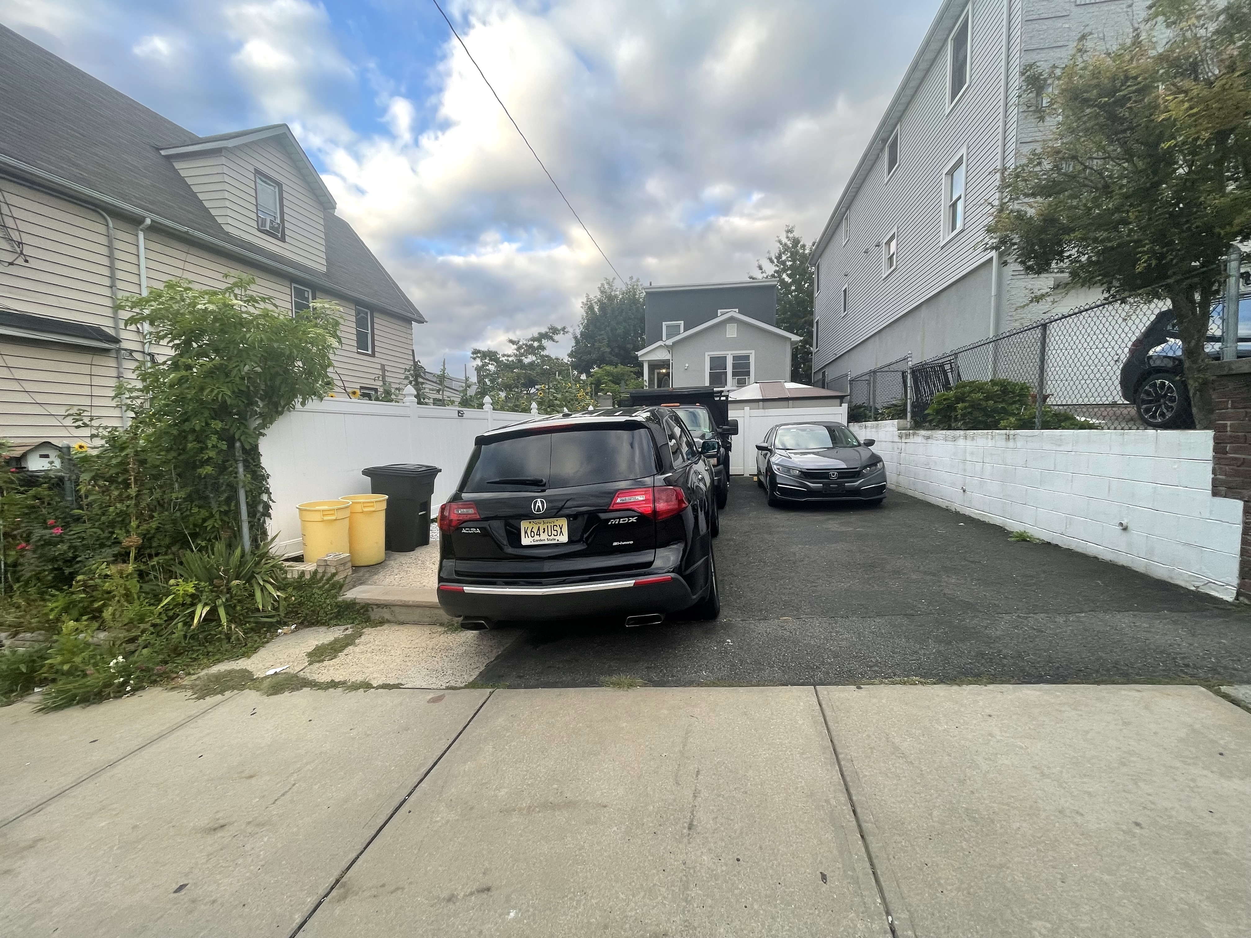 Fairview, New Jersey, 07022, United States, 3 Bedrooms Bedrooms, ,1 BathroomBathrooms,Residential,For Sale,1935345